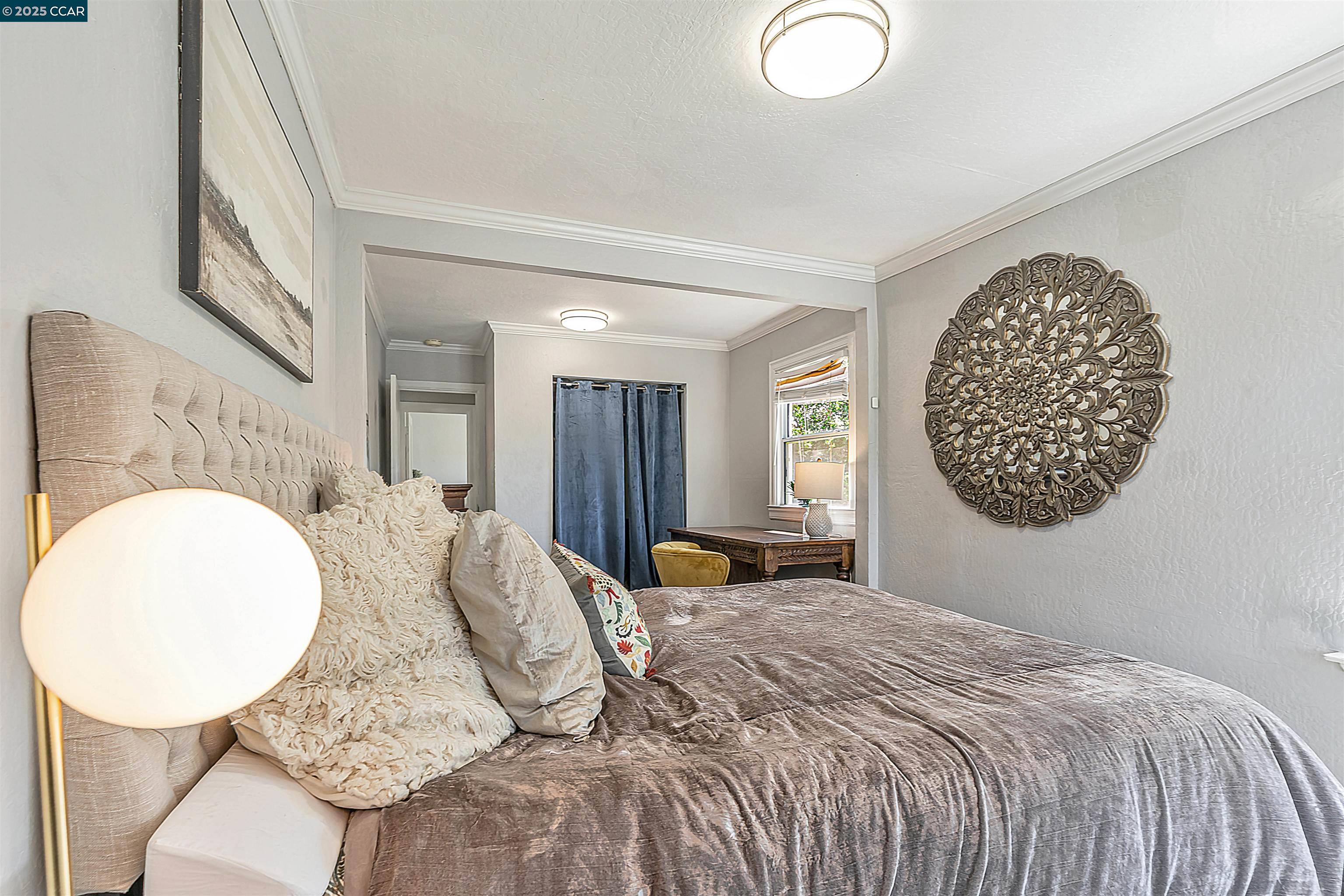 Detail Gallery Image 19 of 55 For 2230 Pomona Ave, Martinez,  CA 94553 - 5 Beds | 3 Baths