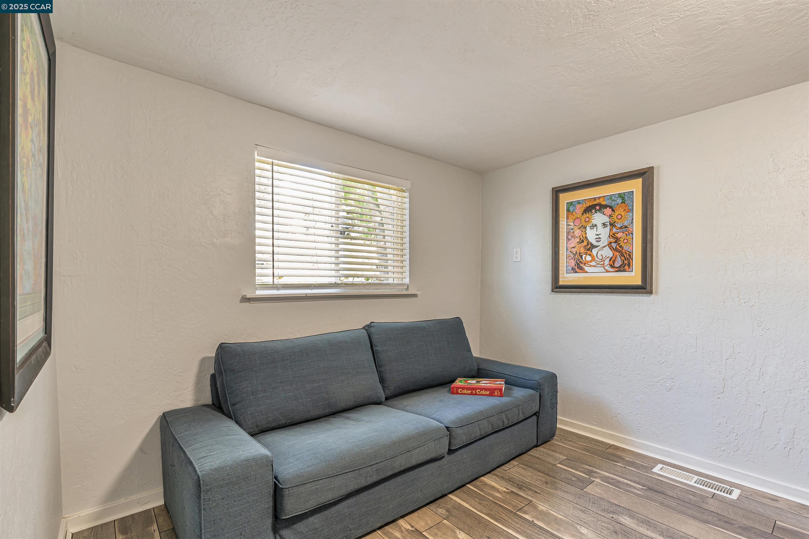 Detail Gallery Image 29 of 55 For 2230 Pomona Ave, Martinez,  CA 94553 - 5 Beds | 3 Baths