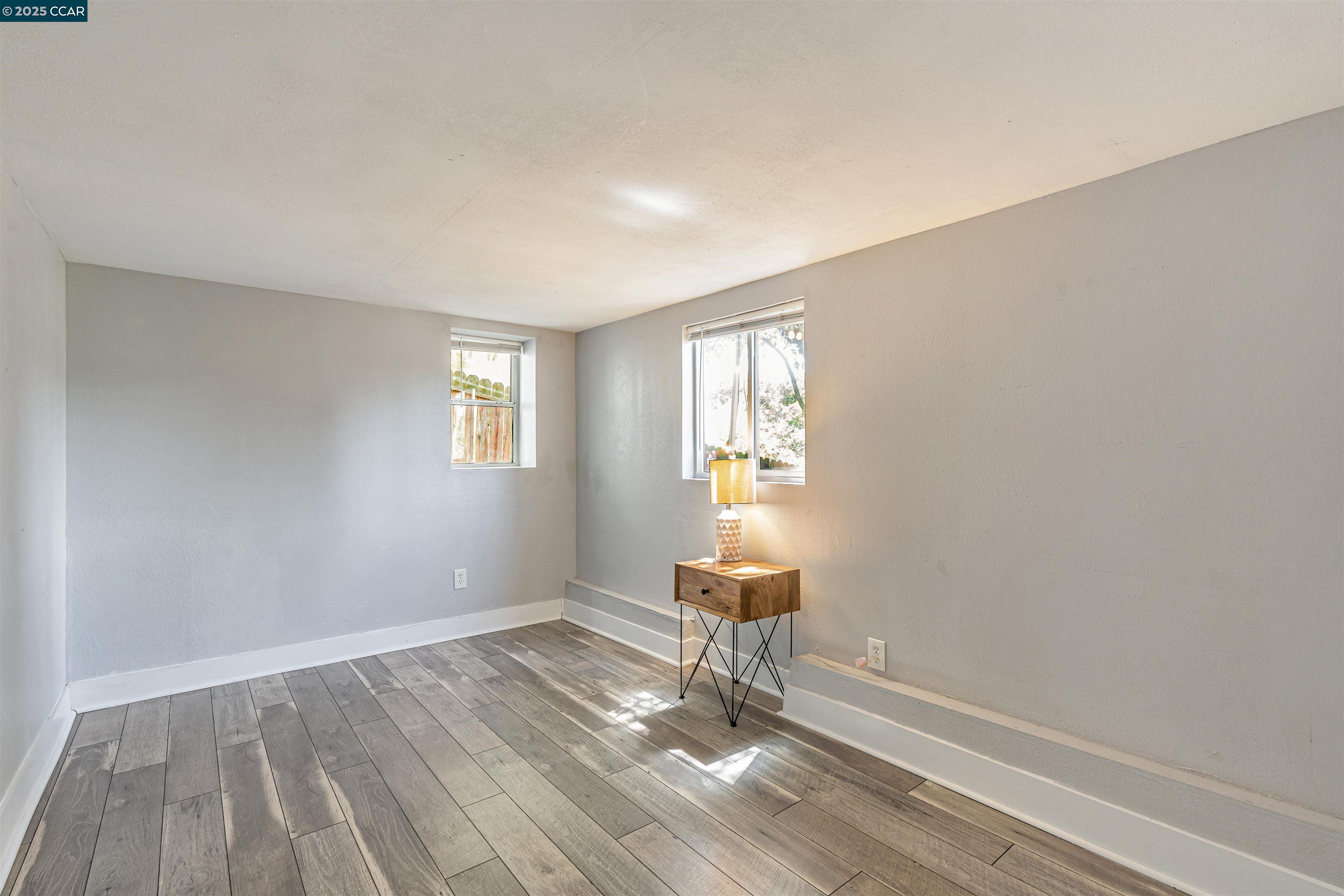 Detail Gallery Image 40 of 55 For 2230 Pomona Ave, Martinez,  CA 94553 - 5 Beds | 3 Baths