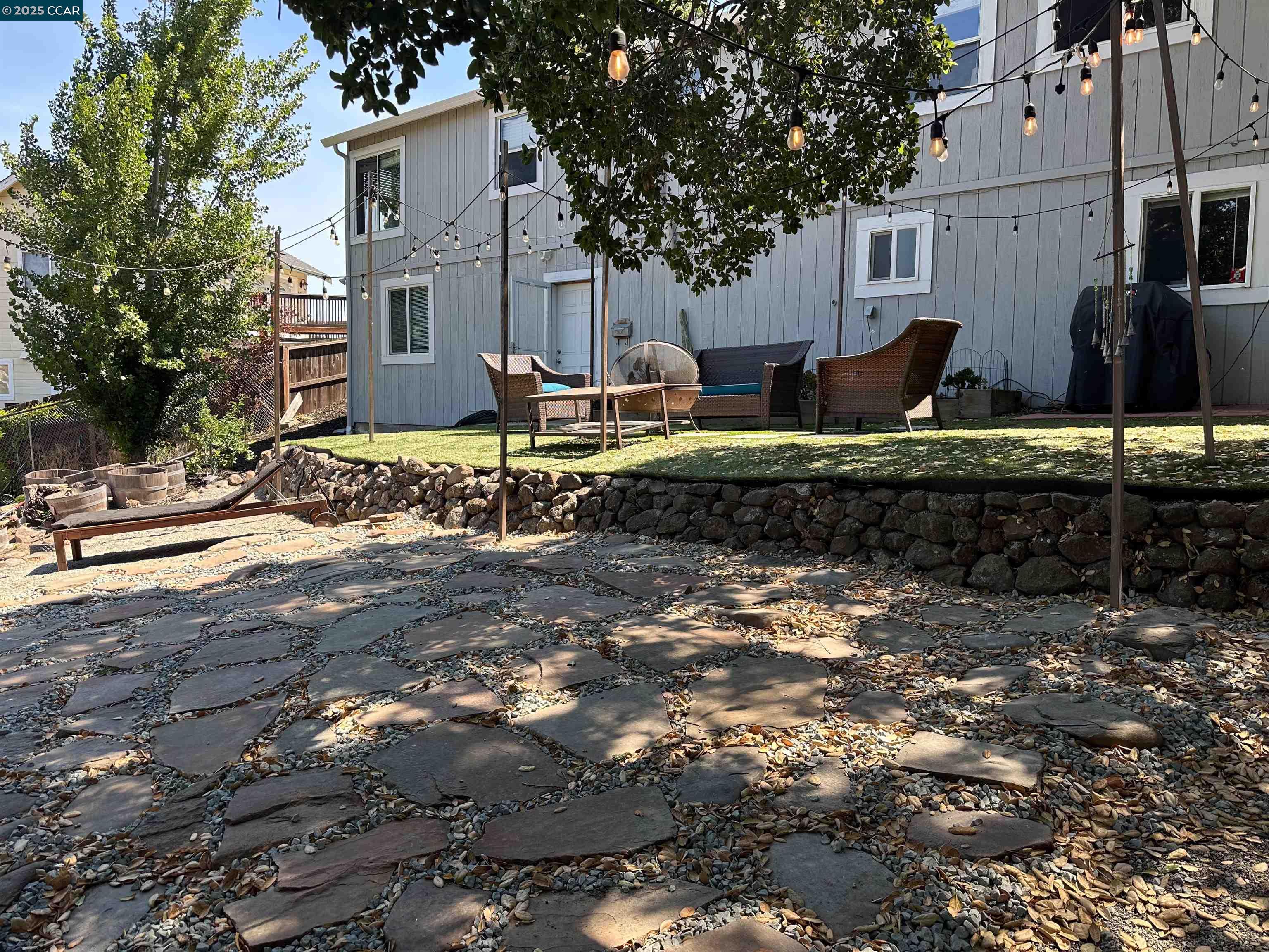 Detail Gallery Image 50 of 55 For 2230 Pomona Ave, Martinez,  CA 94553 - 5 Beds | 3 Baths