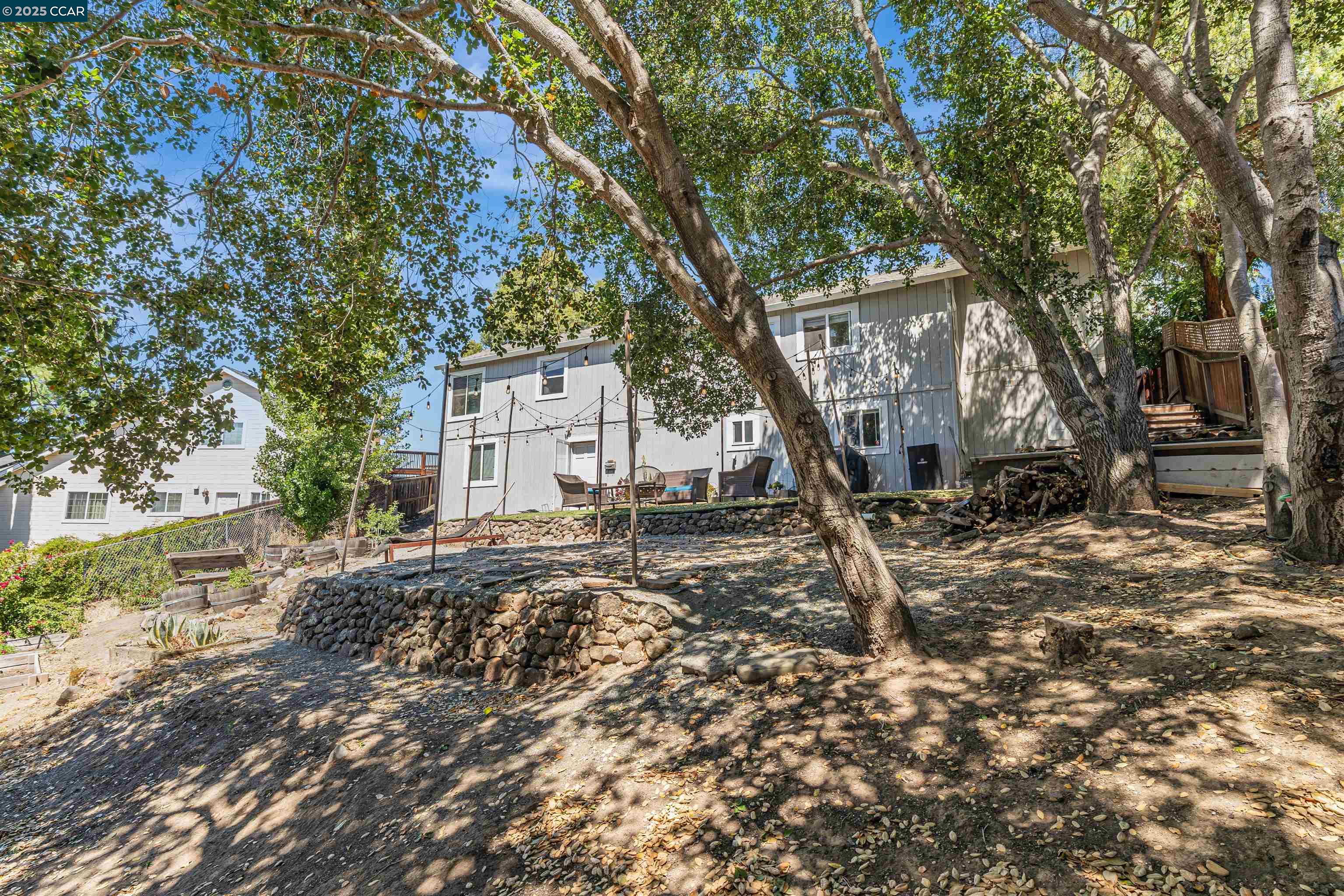 Detail Gallery Image 54 of 55 For 2230 Pomona Ave, Martinez,  CA 94553 - 5 Beds | 3 Baths