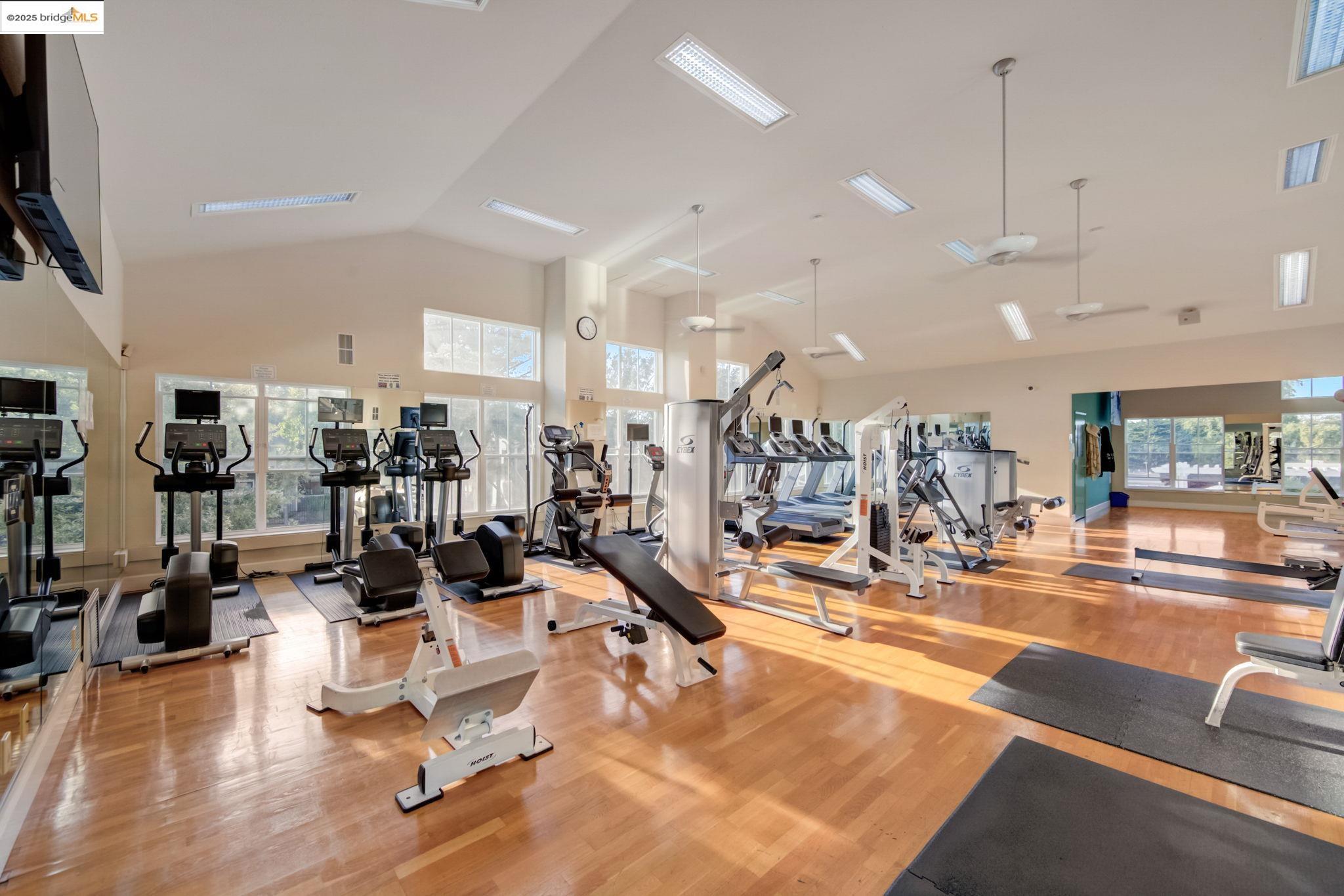 Detail Gallery Image 41 of 60 For 96 Bayside Ct, Richmond,  CA 94804 - 2 Beds | 2 Baths