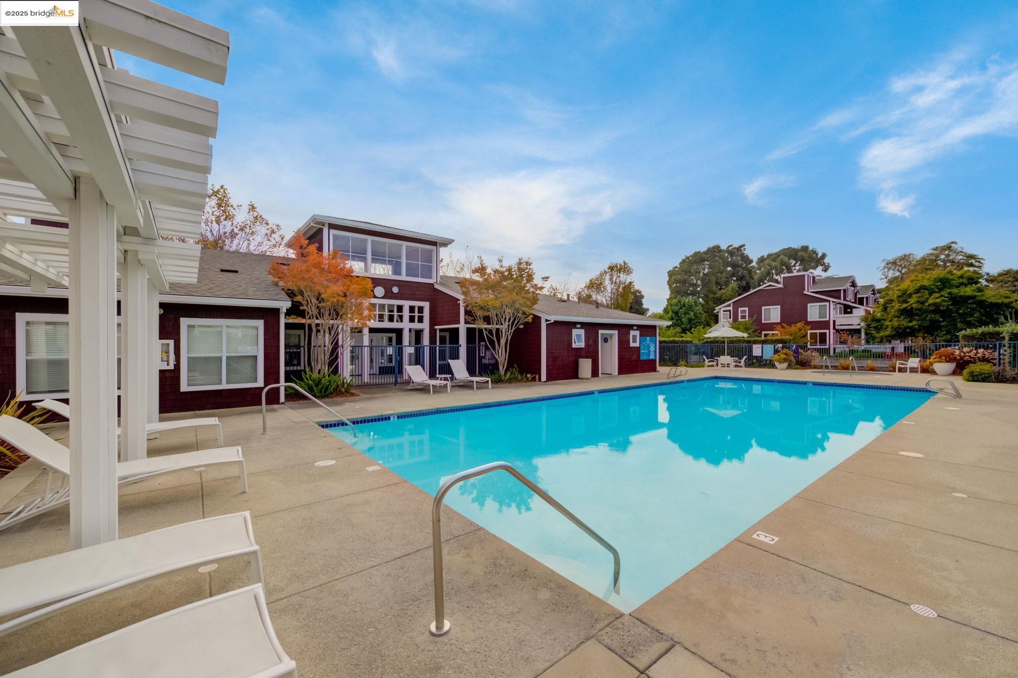 Detail Gallery Image 46 of 60 For 96 Bayside Ct, Richmond,  CA 94804 - 2 Beds | 2 Baths