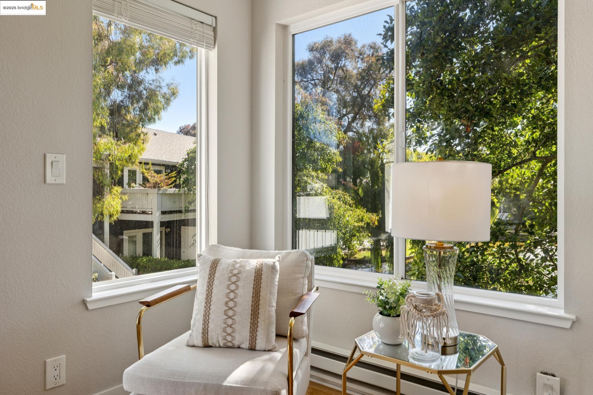 Detail Gallery Image 8 of 60 For 96 Bayside Ct, Richmond,  CA 94804 - 2 Beds | 2 Baths