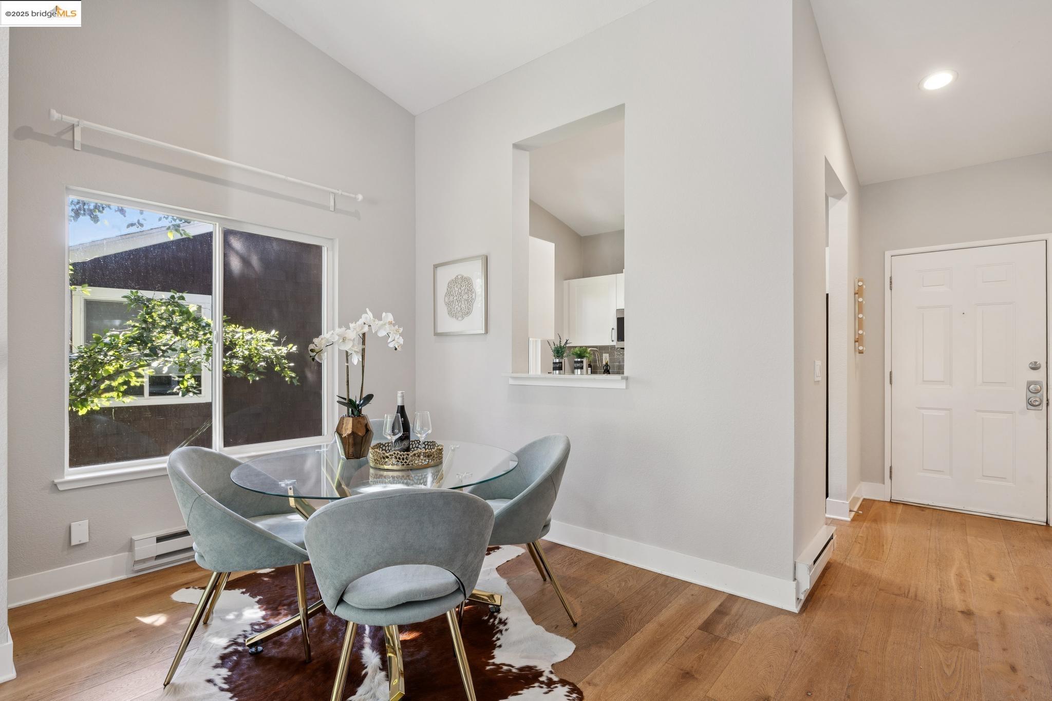Photo #9: 41104378 Listing: Photo #9