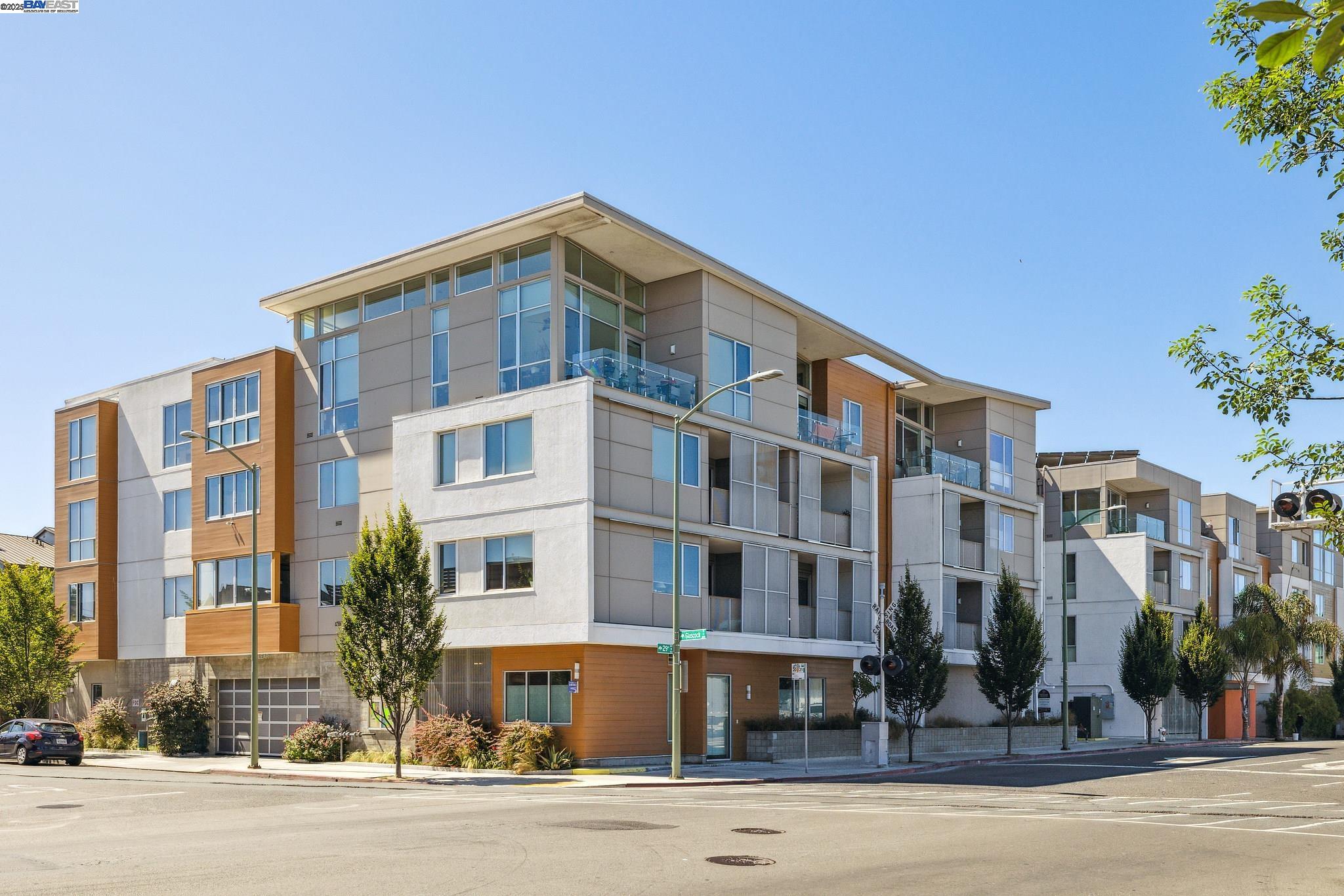 PHOENIX COMMONS Condos for Sale