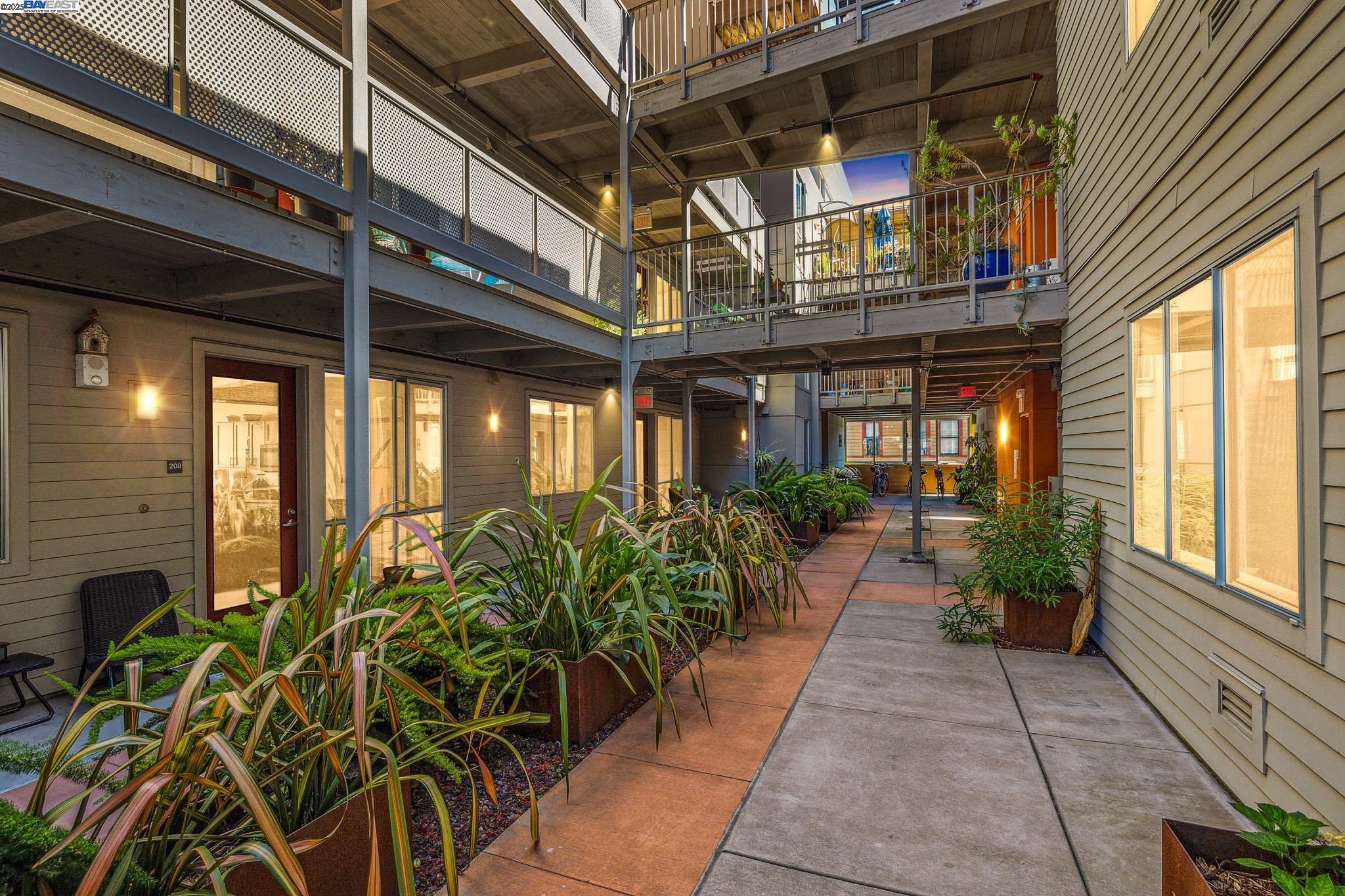 Photo #6: 41104379 Listing: Photo #6