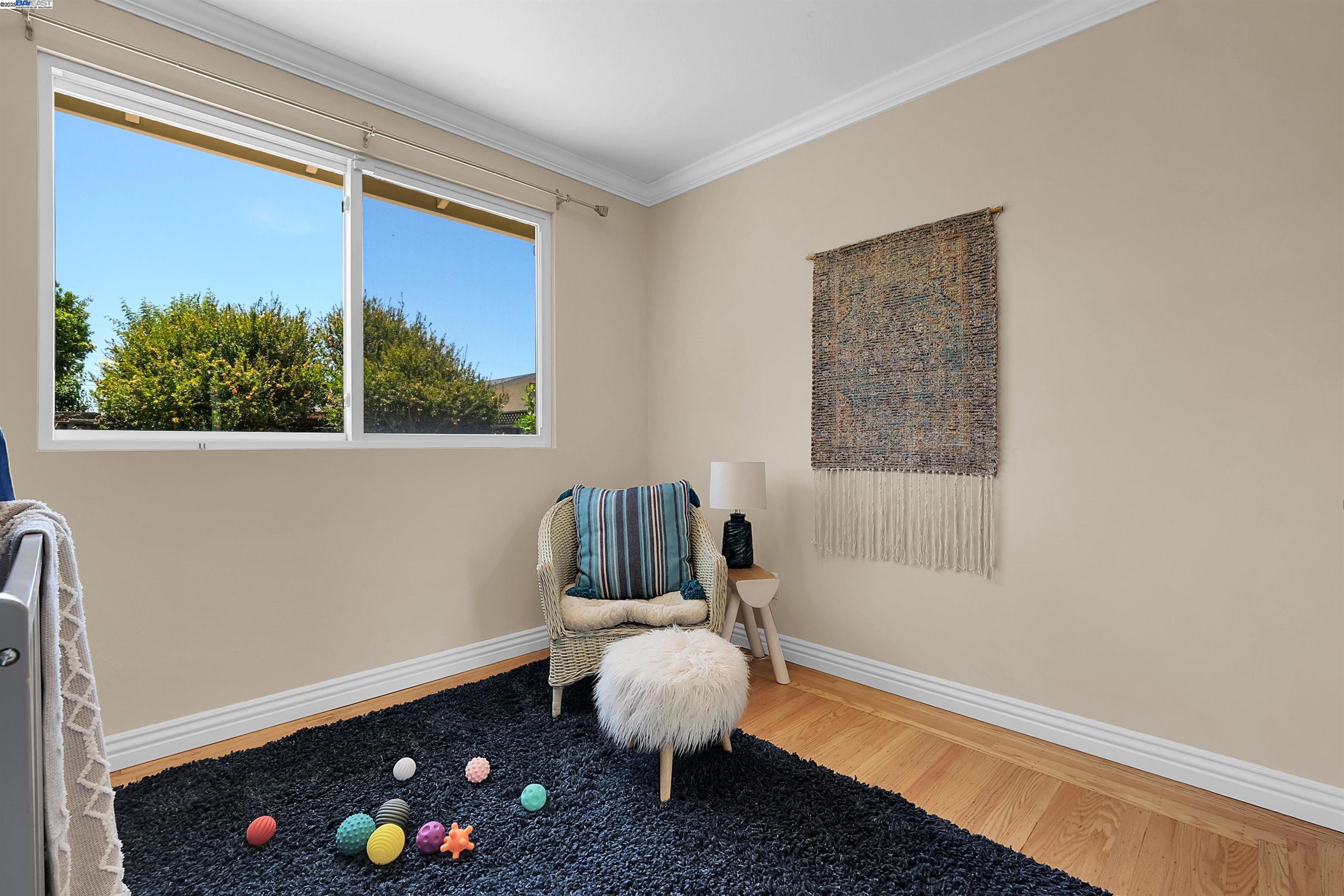 Detail Gallery Image 20 of 33 For 1730 via Ventana, San Lorenzo,  CA 94580 - 3 Beds | 1/1 Baths