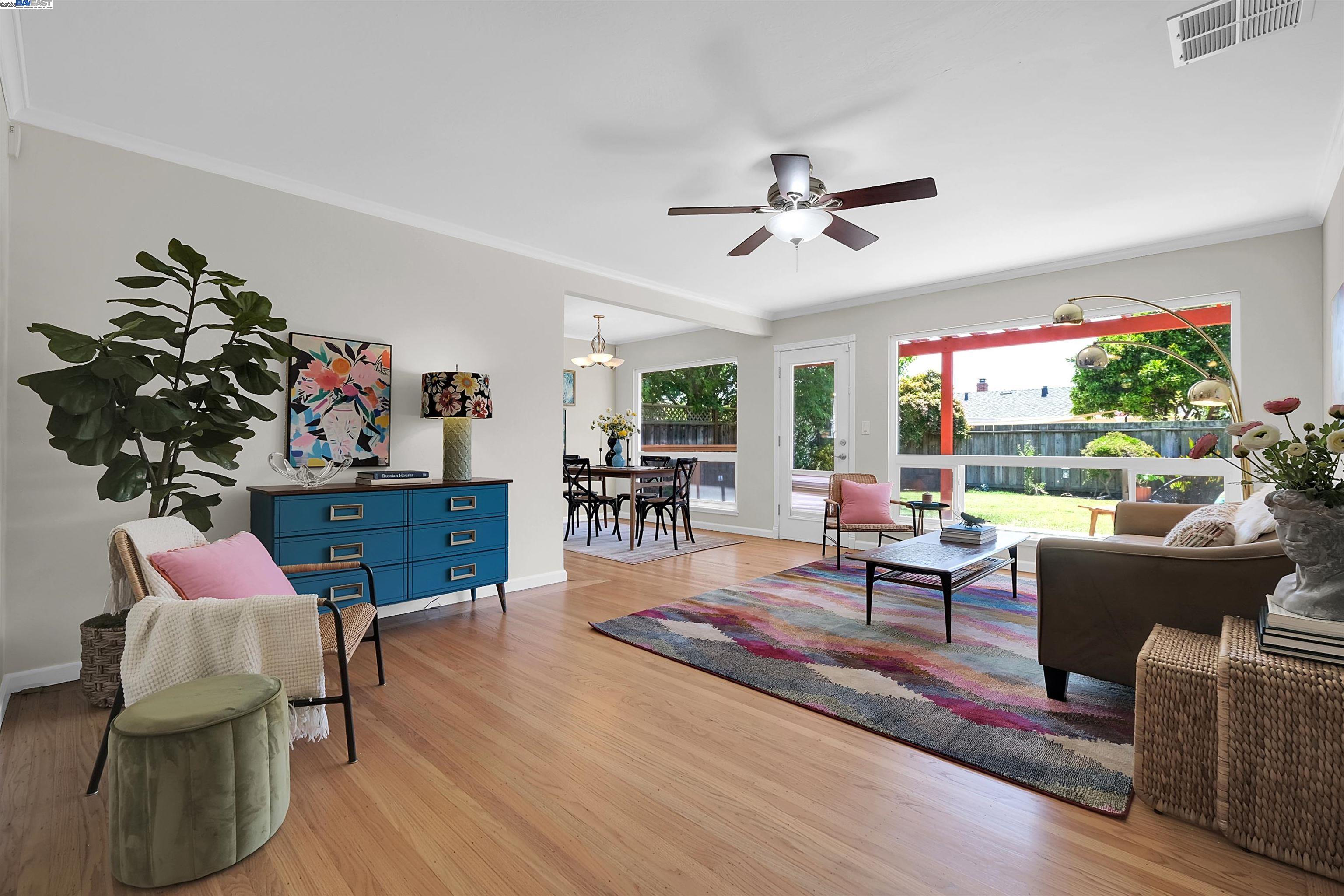 Detail Gallery Image 5 of 33 For 1730 via Ventana, San Lorenzo,  CA 94580 - 3 Beds | 1/1 Baths