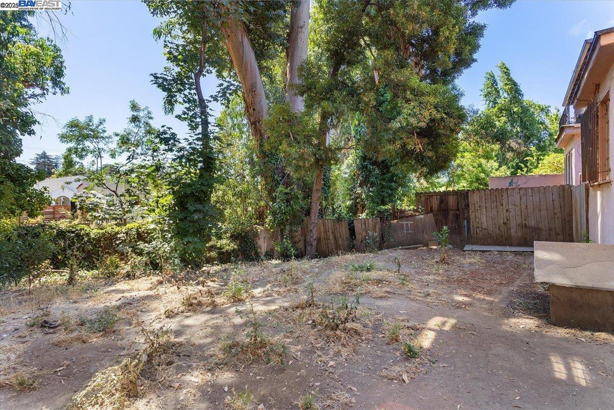 Detail Gallery Image 5 of 12 For 2744 Barry Pl, Oakland,  CA 94601 - – Beds | – Baths