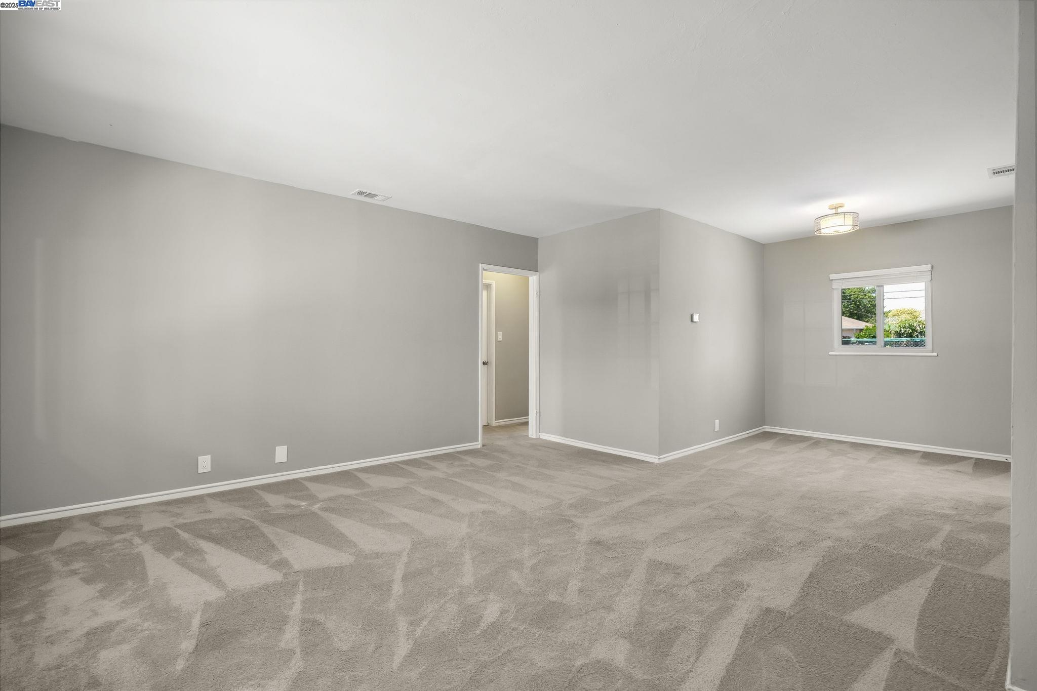 Detail Gallery Image 8 of 21 For 456 Custer Rd, Hayward,  CA 94544 - 3 Beds | 1 Baths