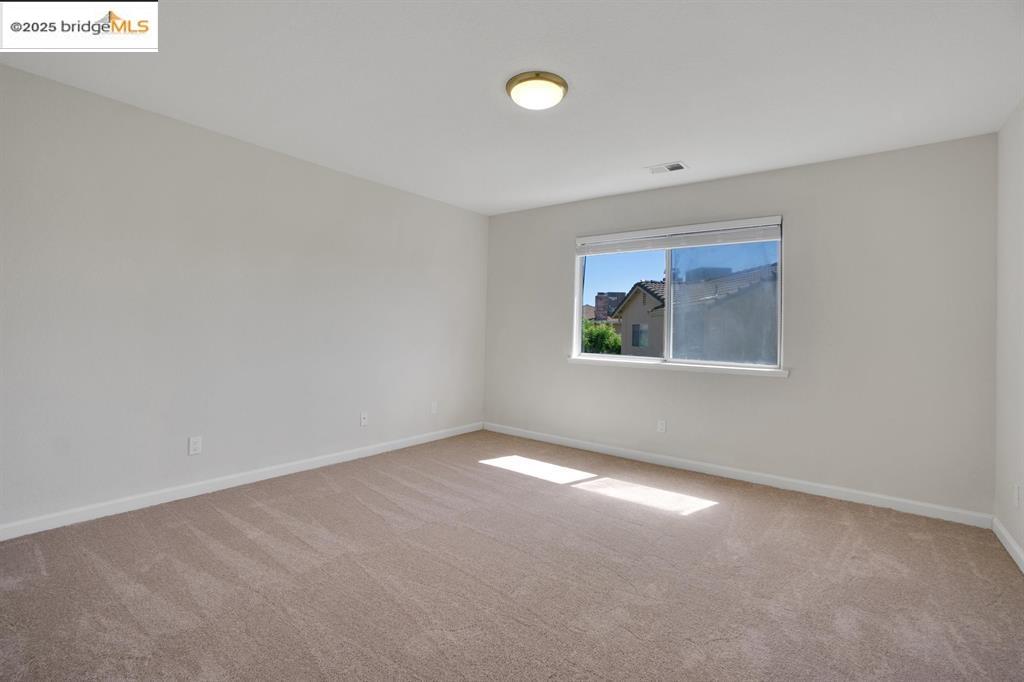 Detail Gallery Image 11 of 33 For 2490 Ponte Mira Way, Stockton,  CA 95209-9999 - 3 Beds | 2/1 Baths