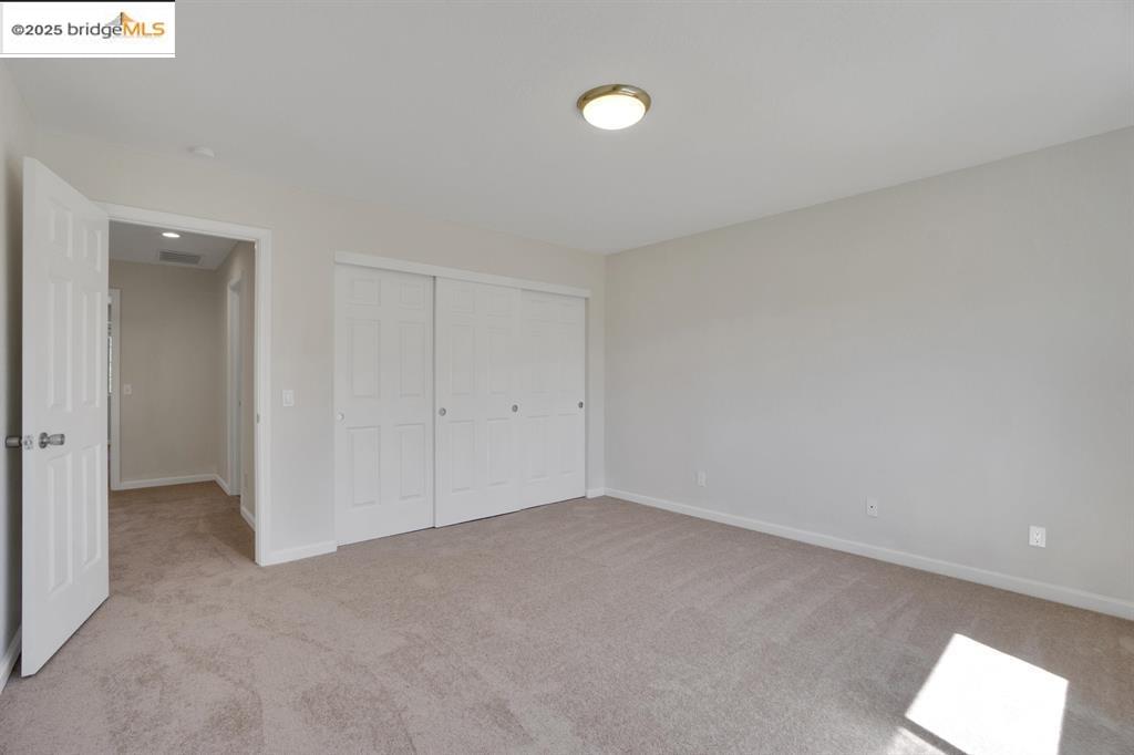 Detail Gallery Image 14 of 33 For 2490 Ponte Mira Way, Stockton,  CA 95209-9999 - 3 Beds | 2/1 Baths
