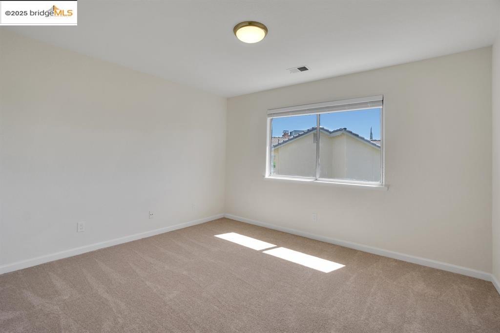Detail Gallery Image 23 of 33 For 2490 Ponte Mira Way, Stockton,  CA 95209-9999 - 3 Beds | 2/1 Baths