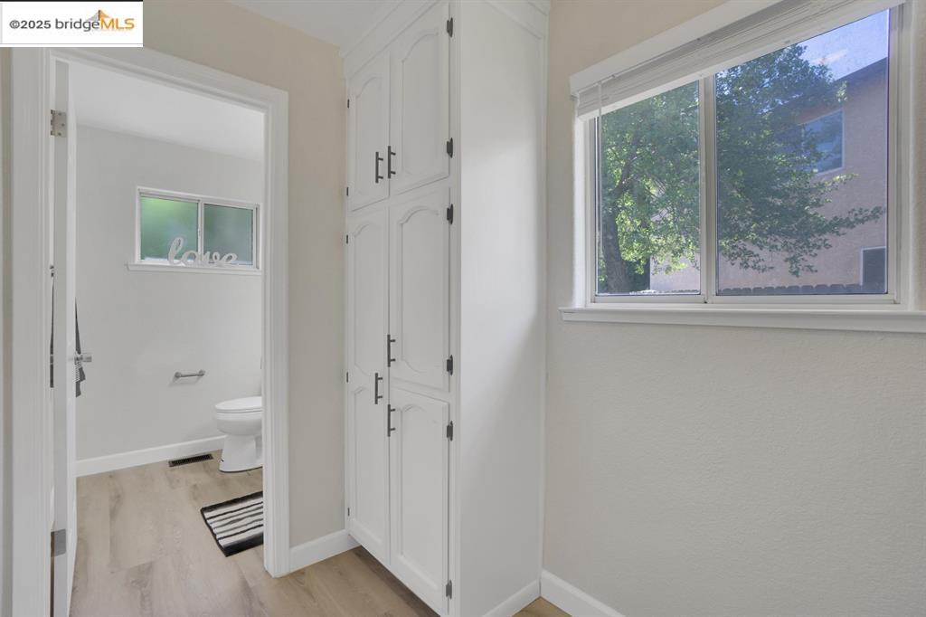 Detail Gallery Image 27 of 33 For 2490 Ponte Mira Way, Stockton,  CA 95209-9999 - 3 Beds | 2/1 Baths