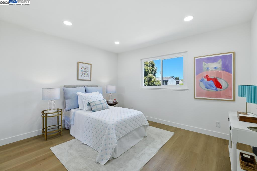 Detail Gallery Image 22 of 56 For 739 Aries Ln, Foster City,  CA 94404 - 3 Beds | 2/1 Baths