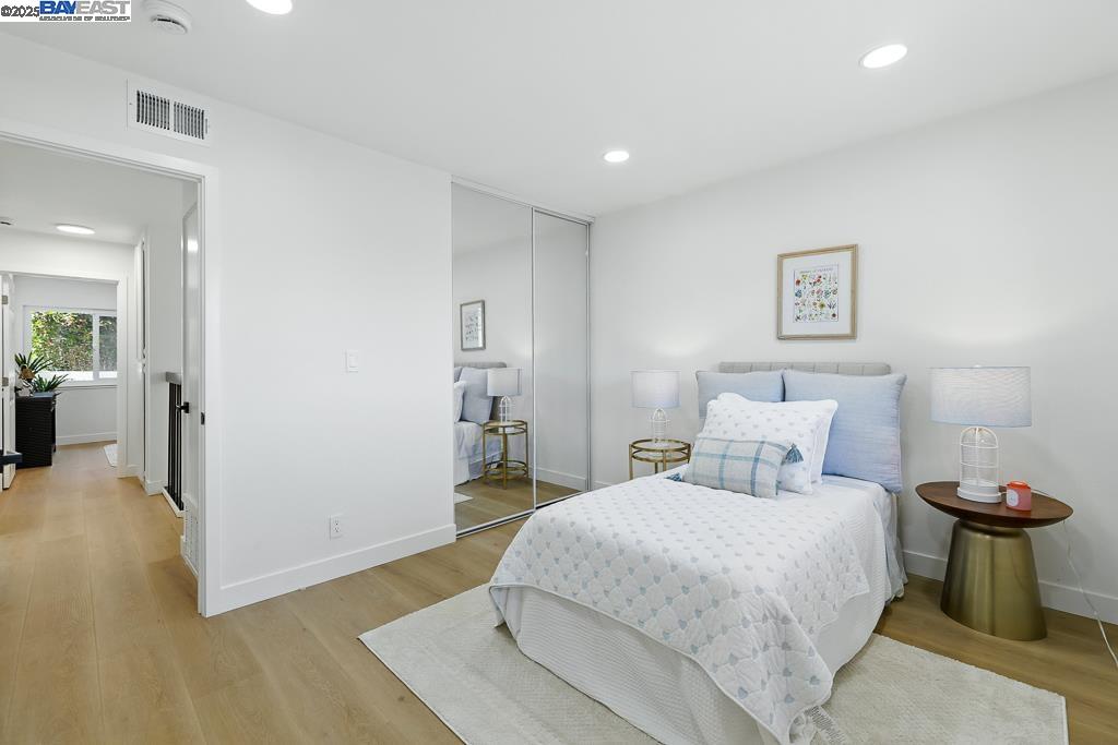 Detail Gallery Image 23 of 56 For 739 Aries Ln, Foster City,  CA 94404 - 3 Beds | 2/1 Baths