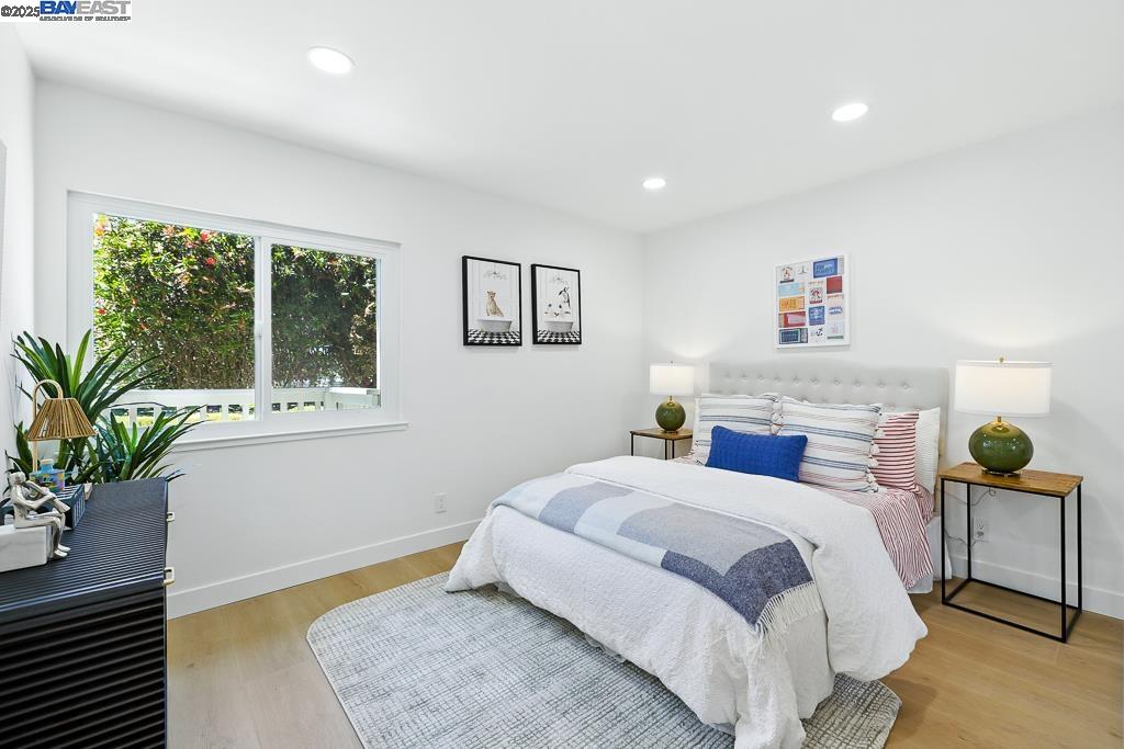 Detail Gallery Image 26 of 56 For 739 Aries Ln, Foster City,  CA 94404 - 3 Beds | 2/1 Baths