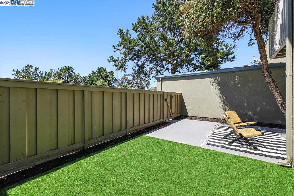 Detail Gallery Image 43 of 56 For 739 Aries Ln, Foster City,  CA 94404 - 3 Beds | 2/1 Baths