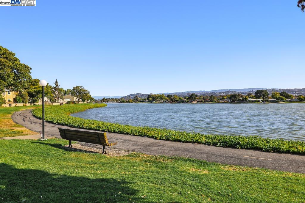 Detail Gallery Image 51 of 56 For 739 Aries Ln, Foster City,  CA 94404 - 3 Beds | 2/1 Baths