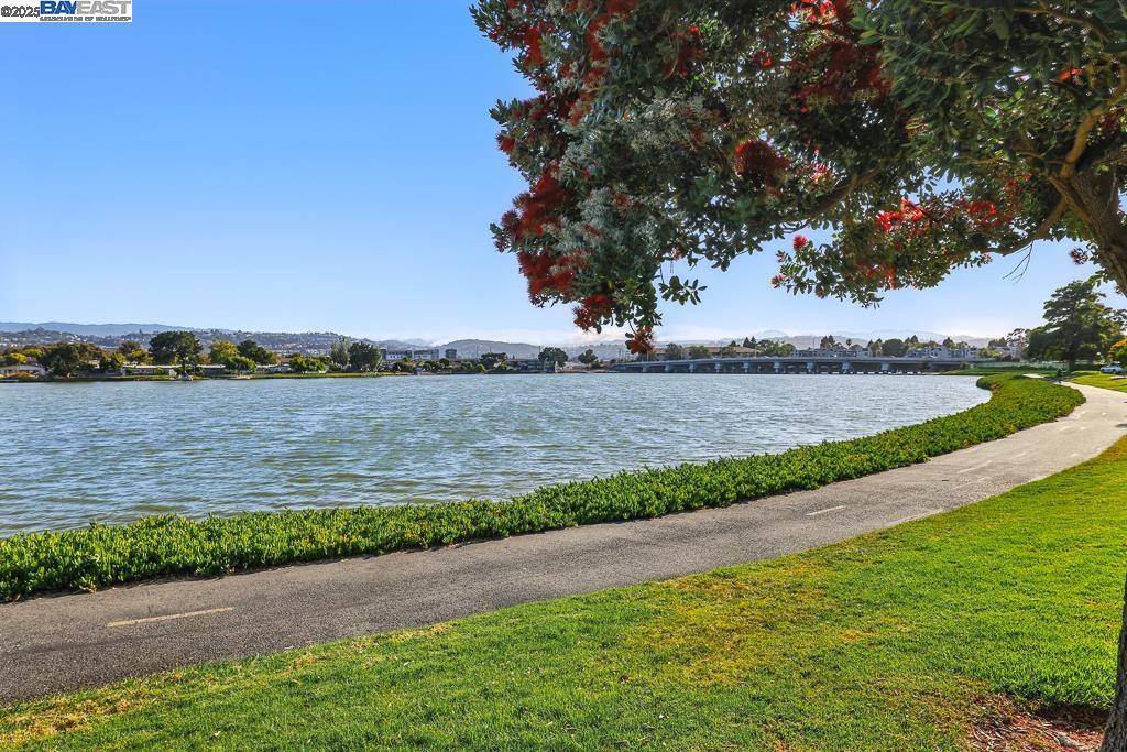 Detail Gallery Image 52 of 56 For 739 Aries Ln, Foster City,  CA 94404 - 3 Beds | 2/1 Baths