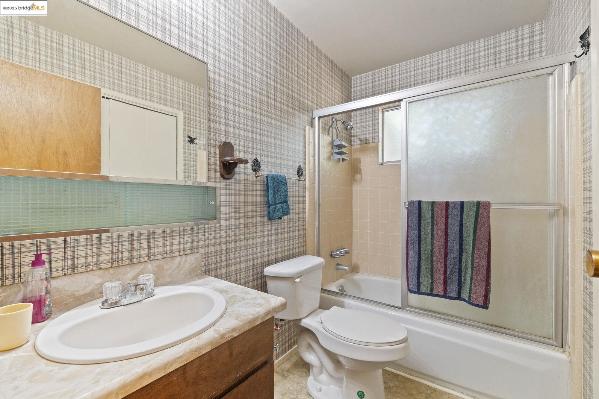 Detail Gallery Image 14 of 21 For 24318 Kalanu Pl, Mi Wuk Village,  CA 95346 - 2 Beds | 1 Baths