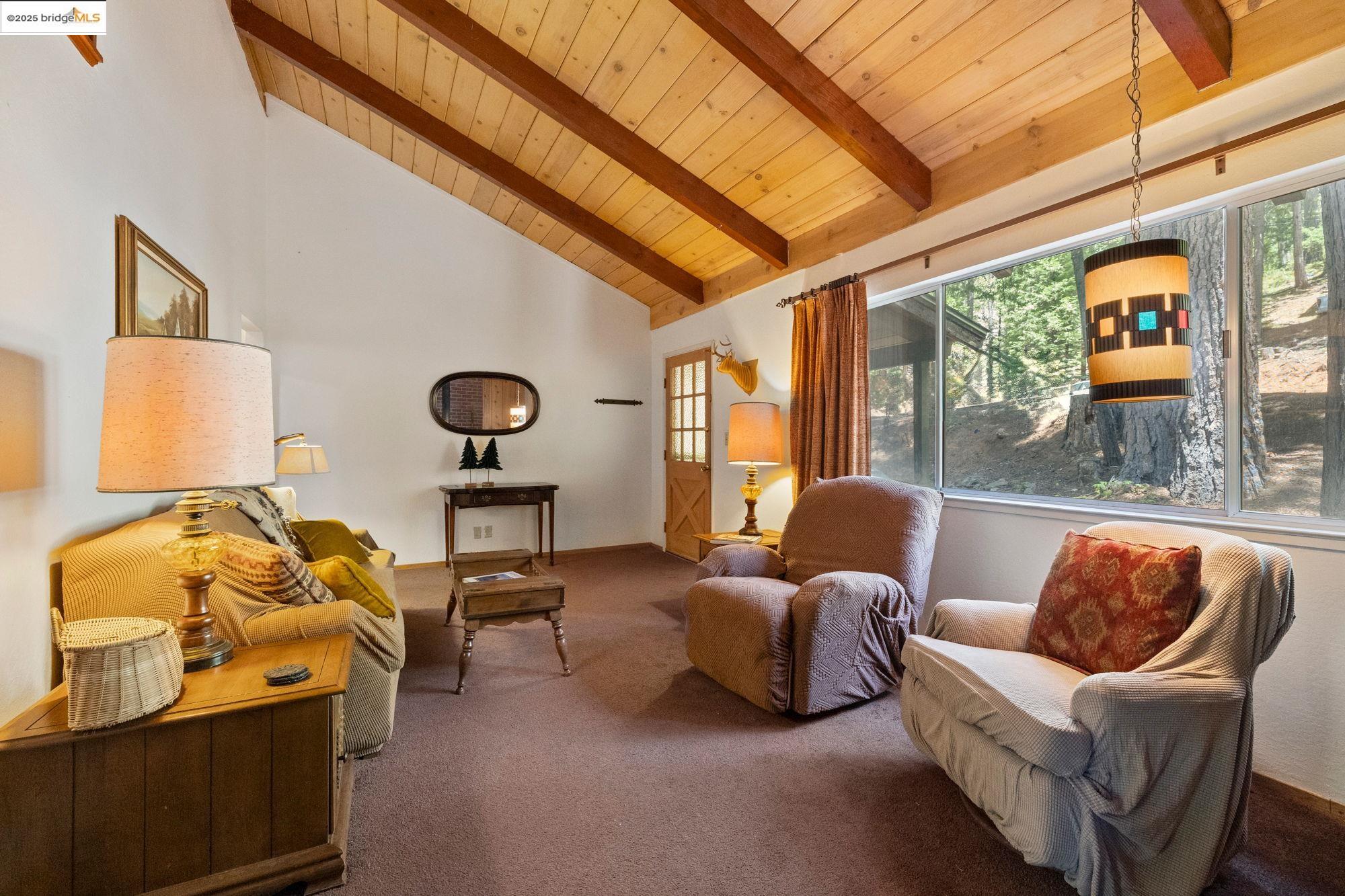 Detail Gallery Image 5 of 21 For 24318 Kalanu Pl, Mi Wuk Village,  CA 95346 - 2 Beds | 1 Baths