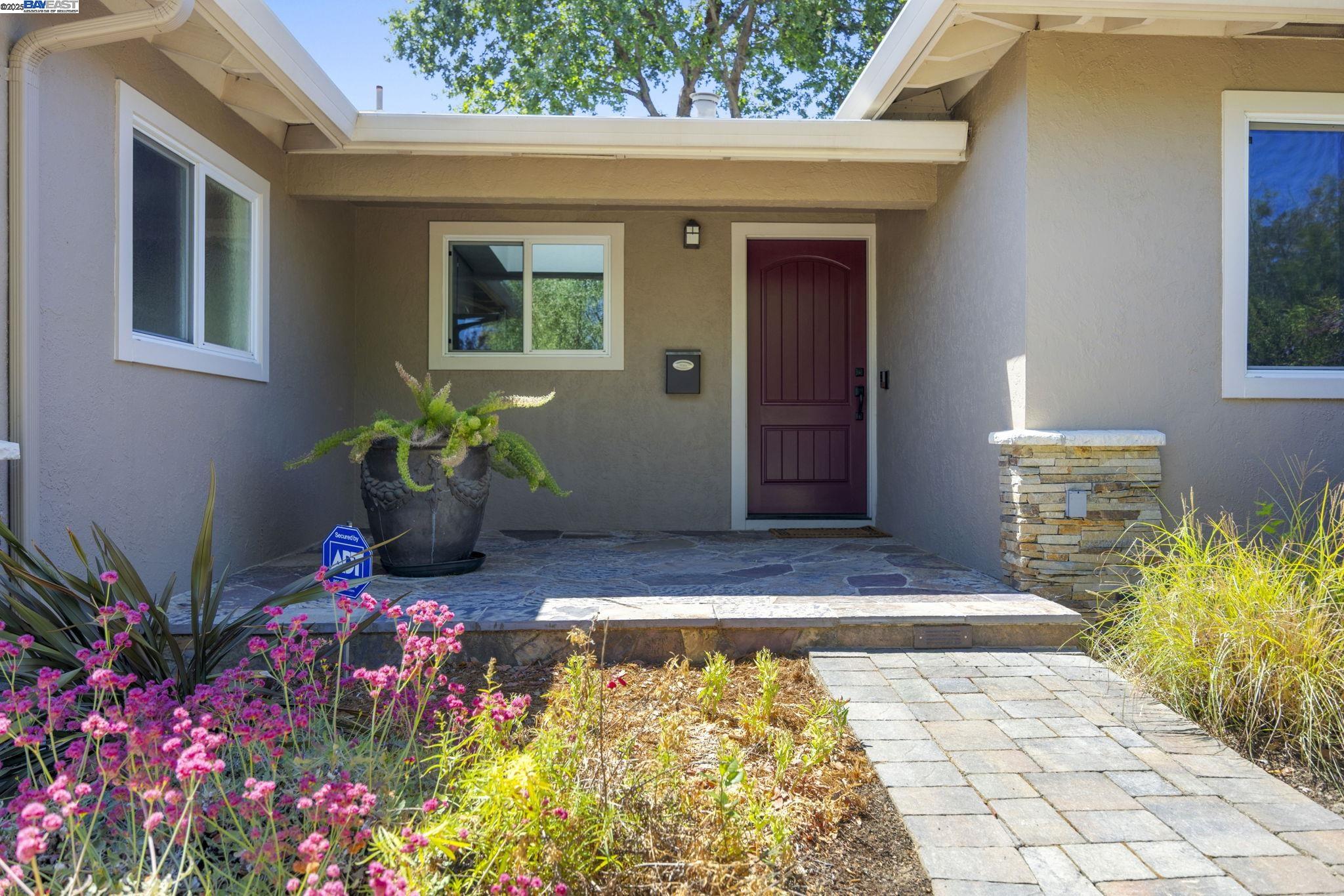 Detail Gallery Image 1 of 1 For 4580 Theresa Ave, Fremont,  CA 94538 - 3 Beds | 2 Baths