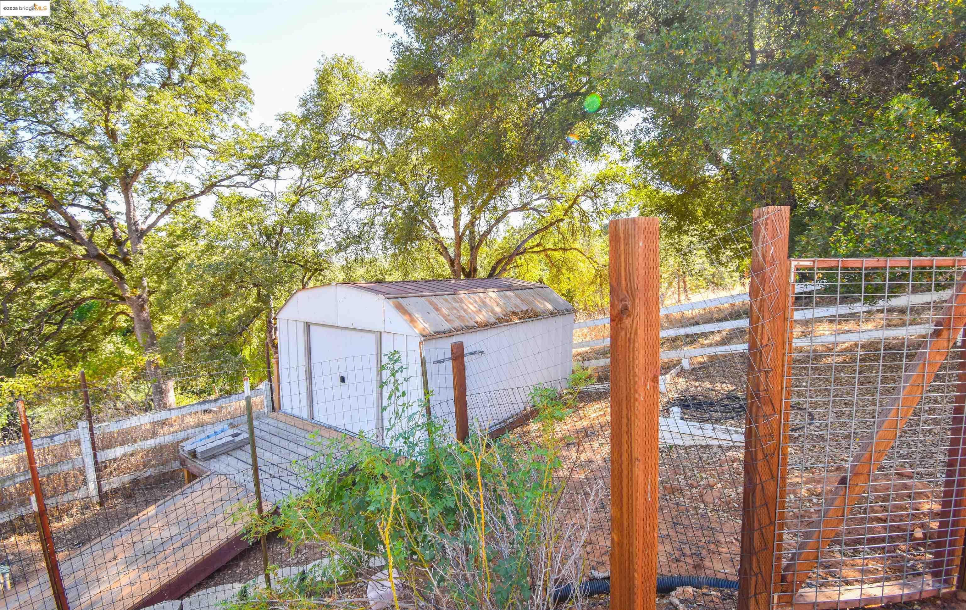 Detail Gallery Image 31 of 37 For 17390 Campbell Flat Rd, Sonora,  CA 95370 - 2 Beds | 2 Baths