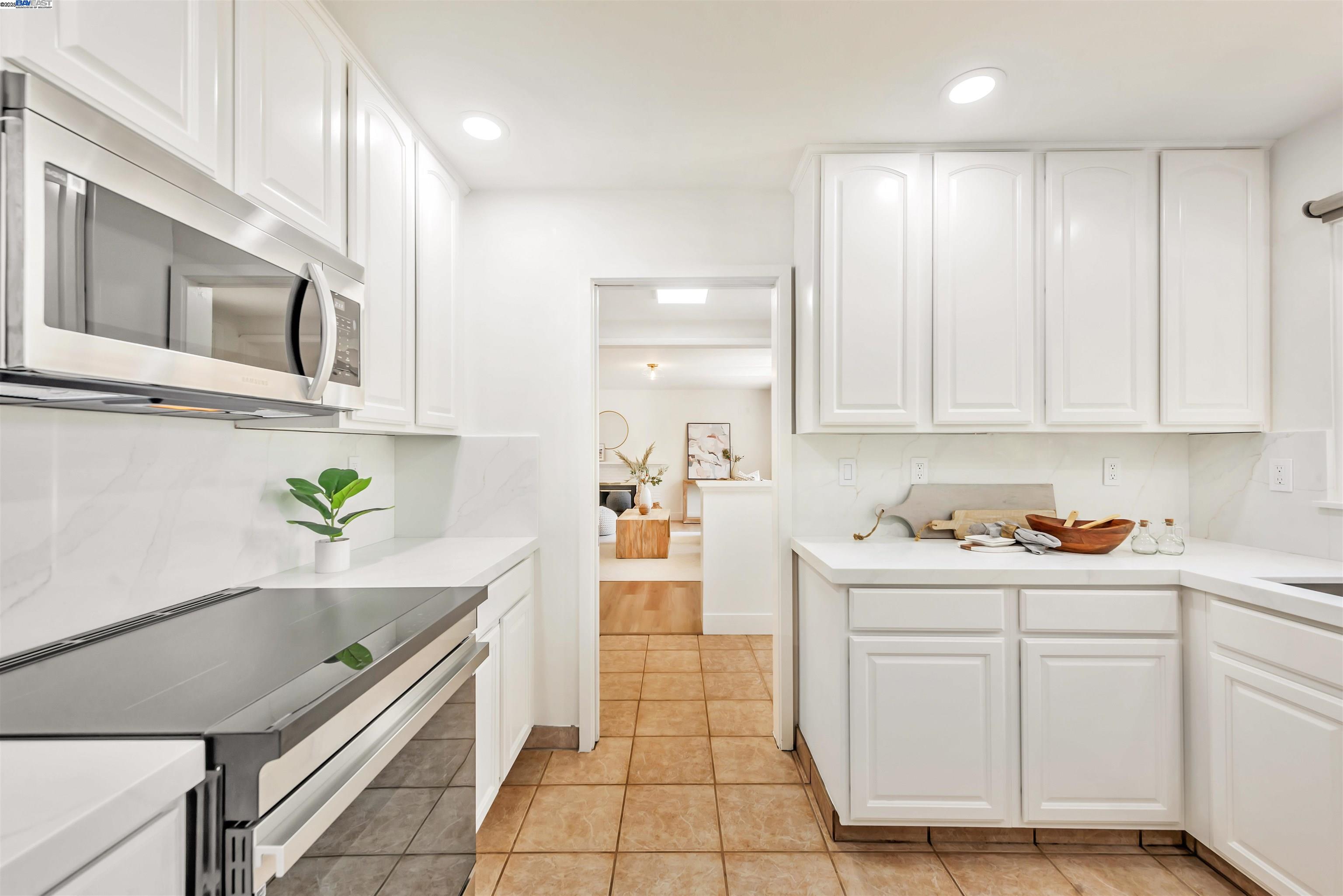 Detail Gallery Image 17 of 56 For 38388 Logan Dr, Fremont,  CA 94536 - 5 Beds | 3 Baths