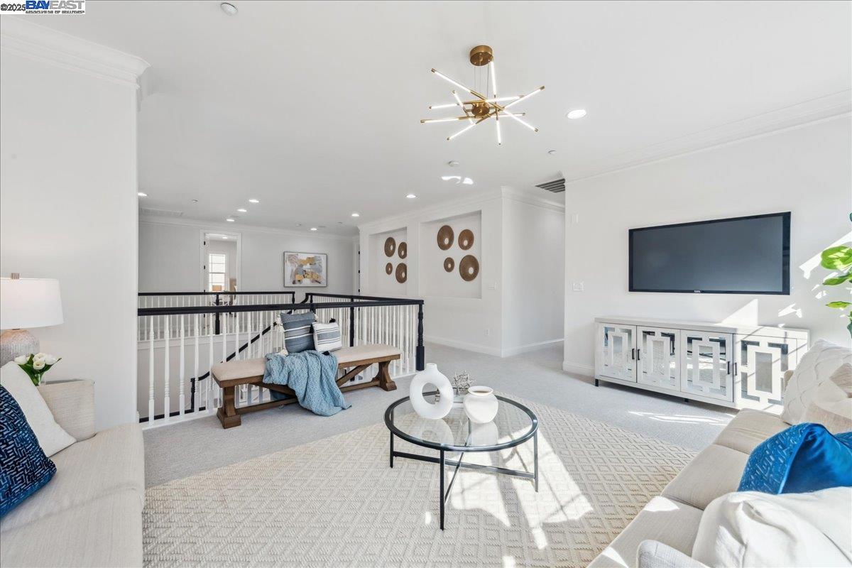 Detail Gallery Image 25 of 60 For 2890 Sable Oaks Way, Dublin,  CA 94568 - 5 Beds | 5/1 Baths