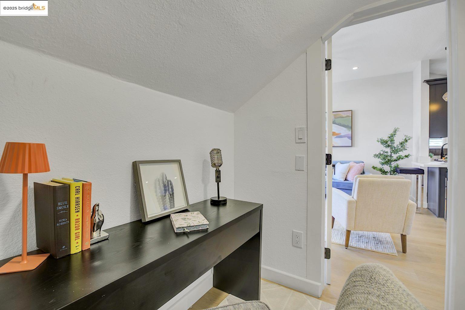 Detail Gallery Image 13 of 55 For 3107 Filbert St, Oakland,  CA 94608 - – Beds | – Baths