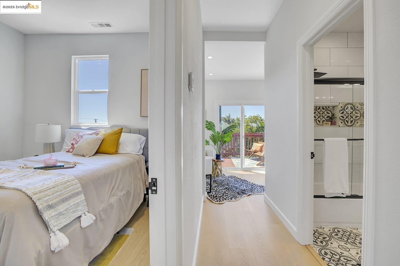 Detail Gallery Image 21 of 56 For 3107 Filbert St, Oakland,  CA 94608 - 4 Beds | 2 Baths