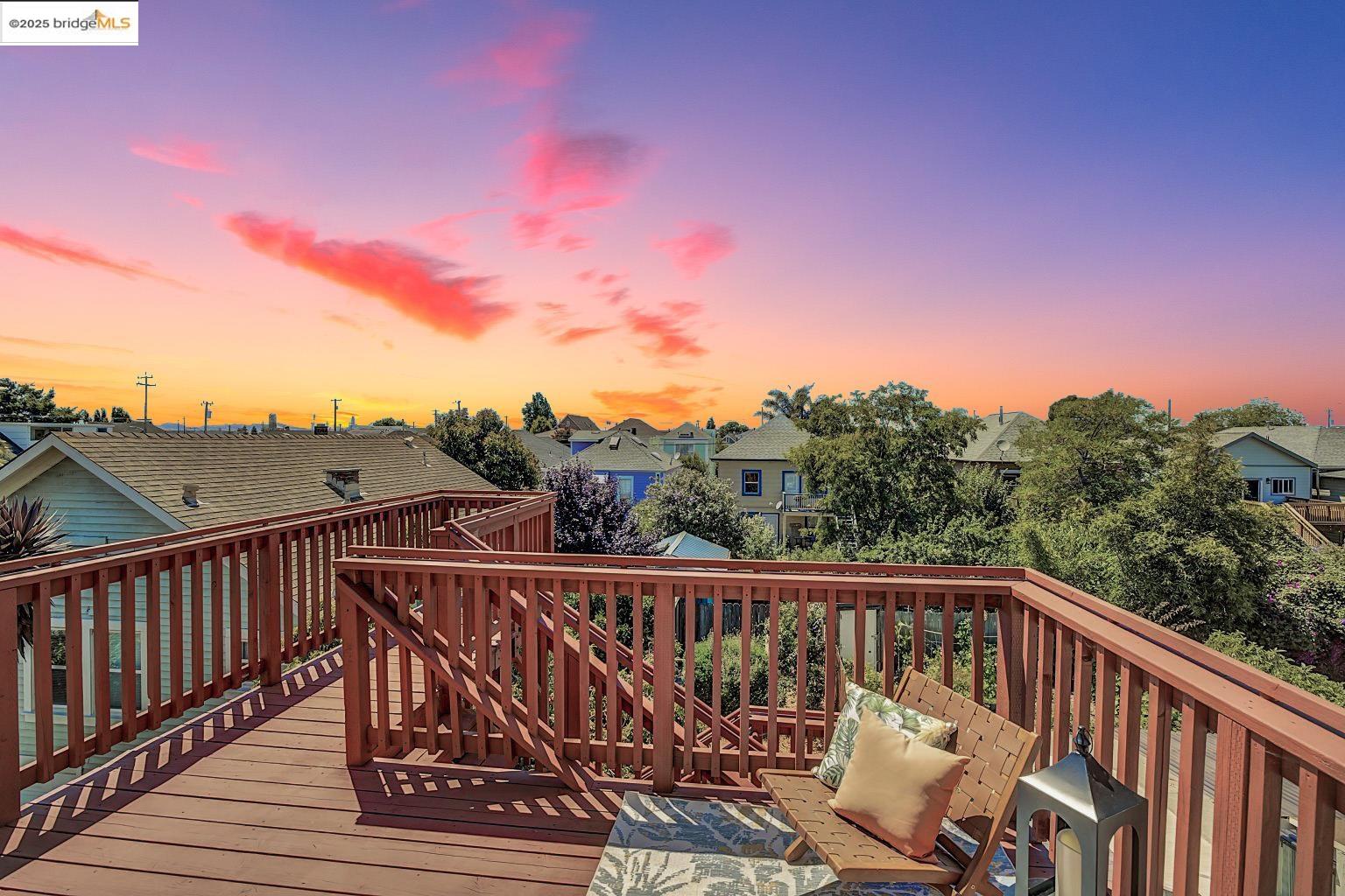 Detail Gallery Image 29 of 56 For 3107 Filbert St, Oakland,  CA 94608 - 4 Beds | 2 Baths