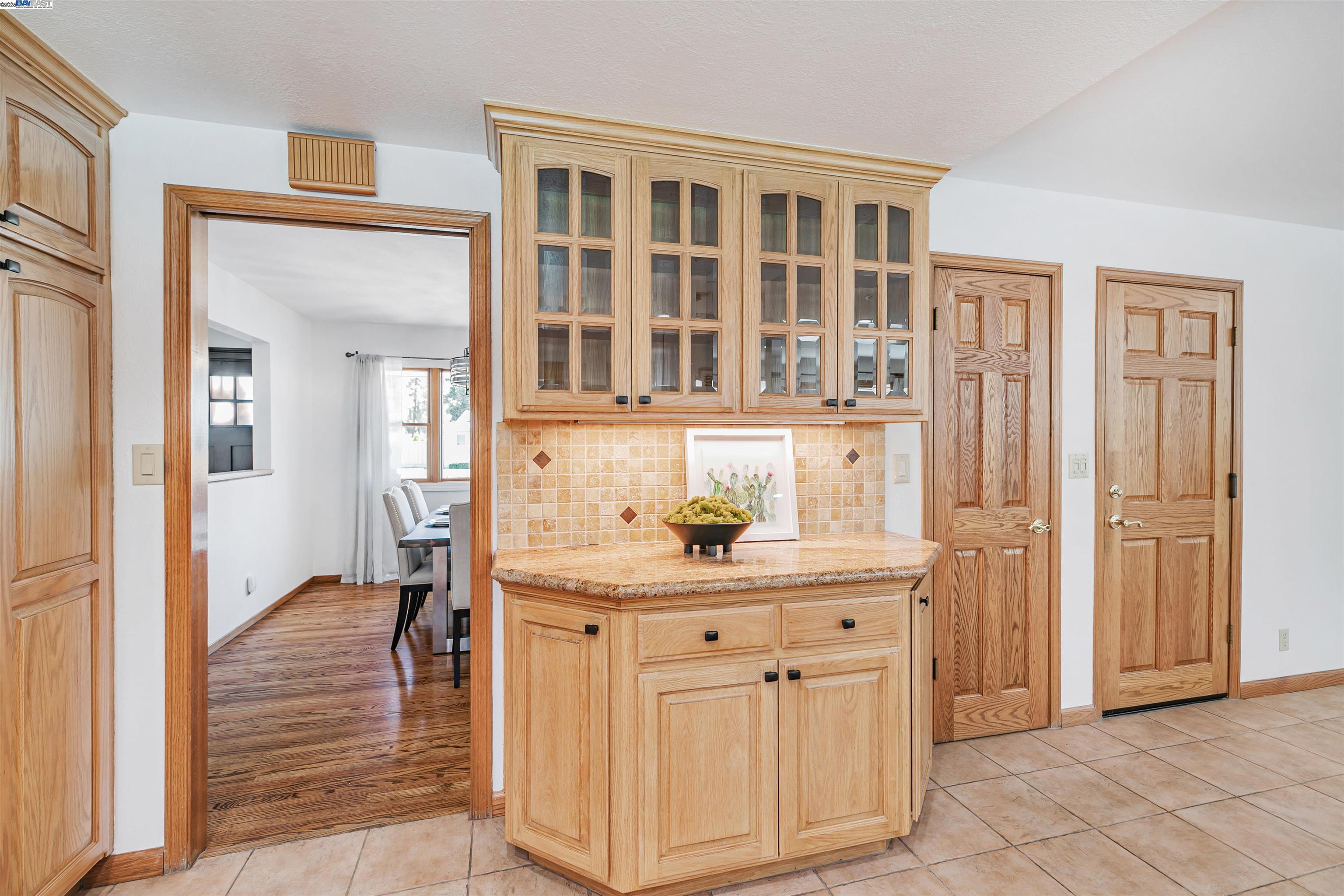 Detail Gallery Image 14 of 44 For 46101 Klamath St, Fremont,  CA 94539 - 3 Beds | 3 Baths