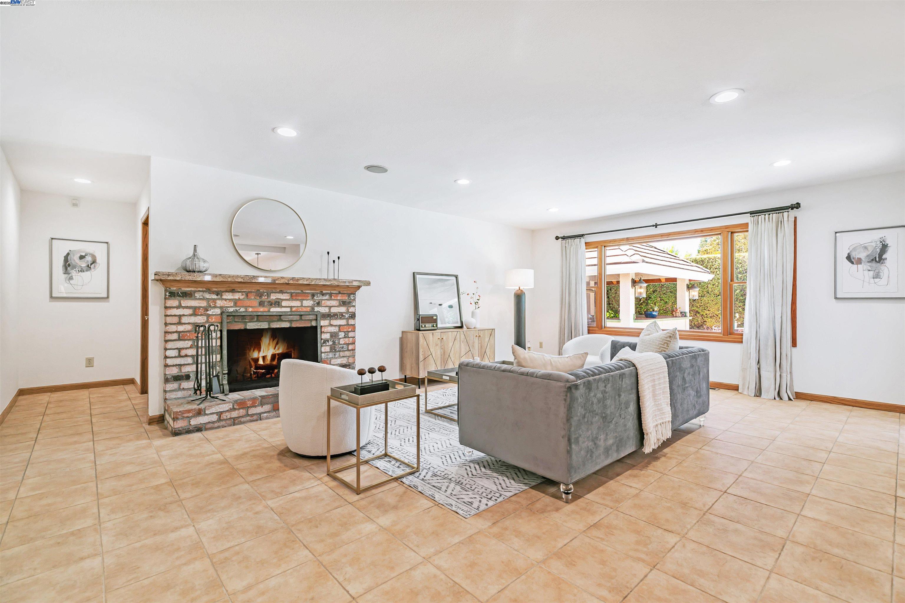 Detail Gallery Image 15 of 44 For 46101 Klamath St, Fremont,  CA 94539 - 3 Beds | 3 Baths