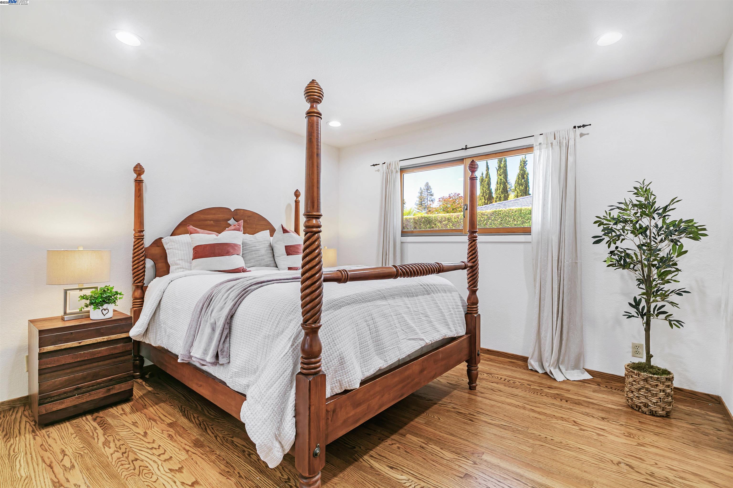Detail Gallery Image 28 of 44 For 46101 Klamath St, Fremont,  CA 94539 - 3 Beds | 3 Baths