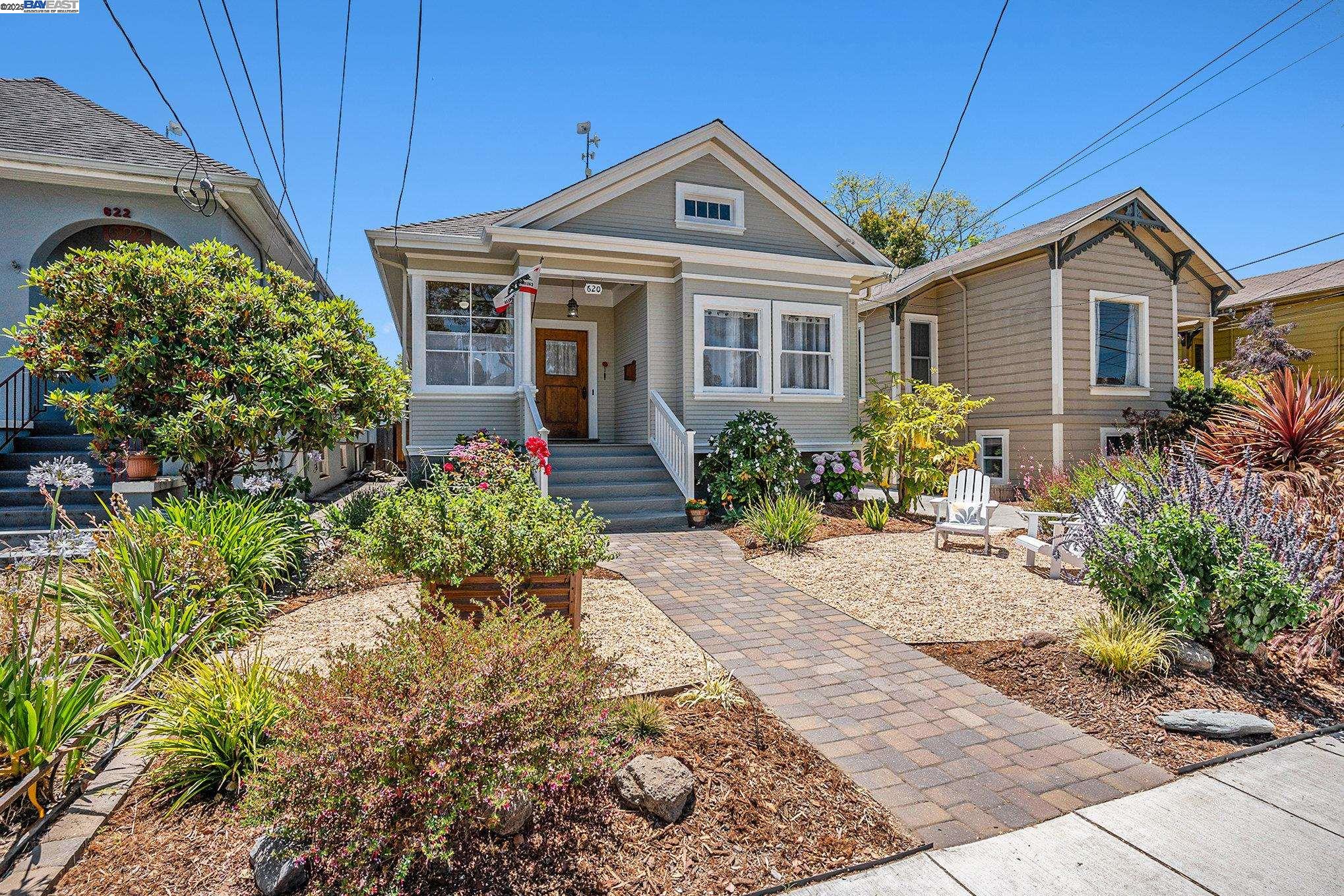 Detail Gallery Image 1 of 1 For 620 Taylor Avenue, Alameda,  CA 94501 - 3 Beds | 2/1 Baths