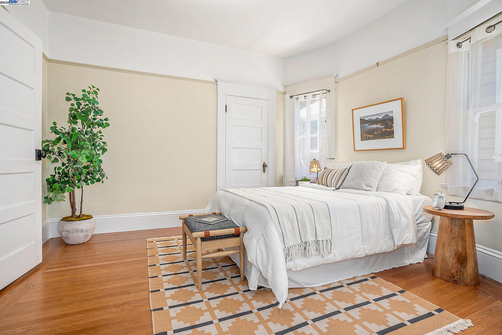 Detail Gallery Image 12 of 43 For 620 Taylor Avenue, Alameda,  CA 94501 - 3 Beds | 2/1 Baths