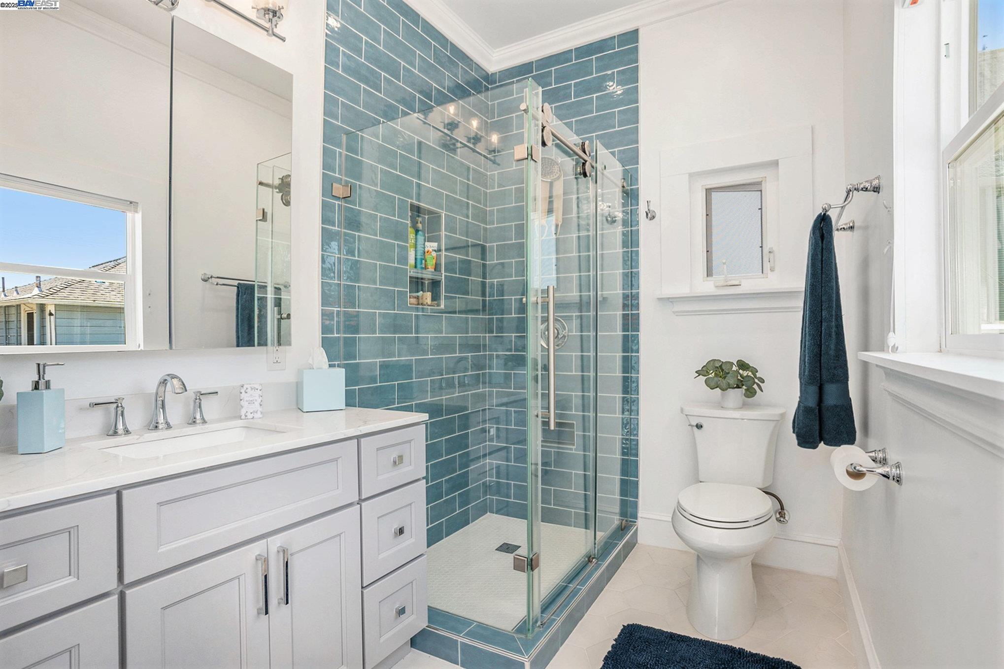 Detail Gallery Image 19 of 43 For 620 Taylor Avenue, Alameda,  CA 94501 - 3 Beds | 2/1 Baths