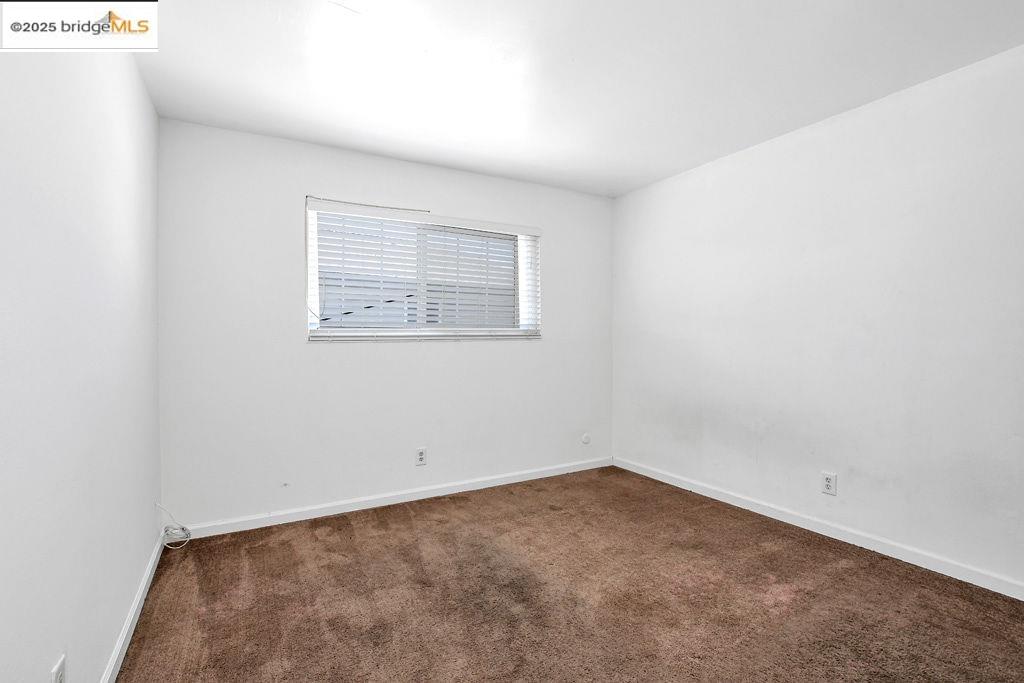 MLS: 41104408 Condo For Sale