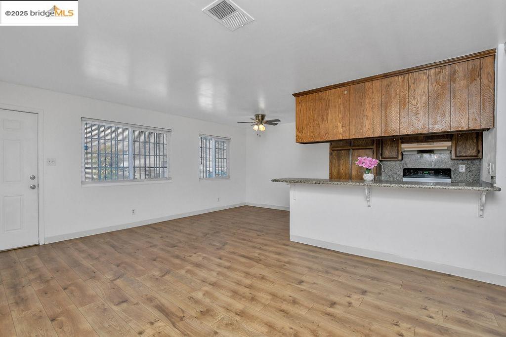 Photo #5: 41104408 Listing: Photo #5