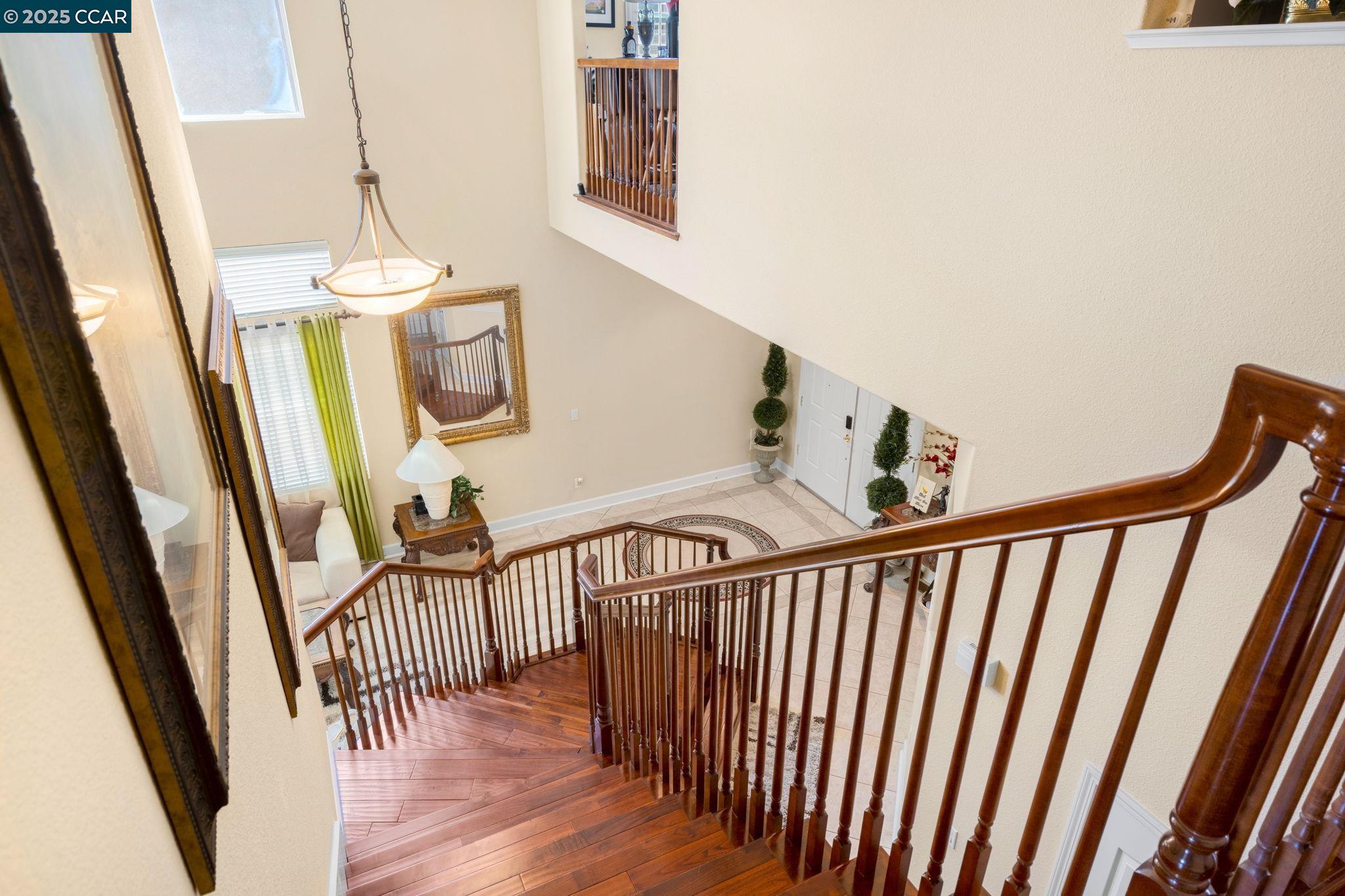 Detail Gallery Image 18 of 39 For 1426 Santa Teresa Dr, Pittsburg,  CA 94565 - 5 Beds | 4 Baths