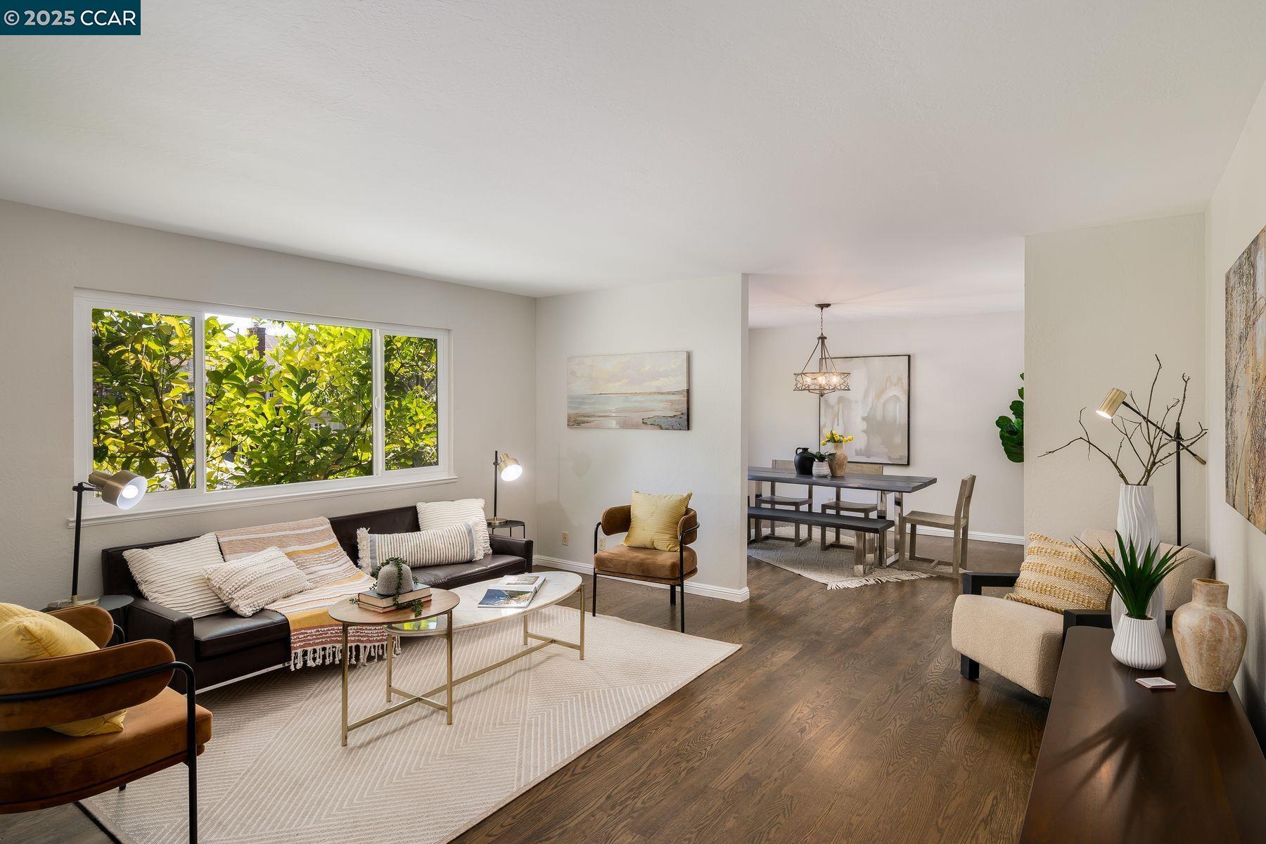 Detail Gallery Image 16 of 40 For 3686 Redwood Road, Oakland,  CA 94619 - 3 Beds | 2/1 Baths