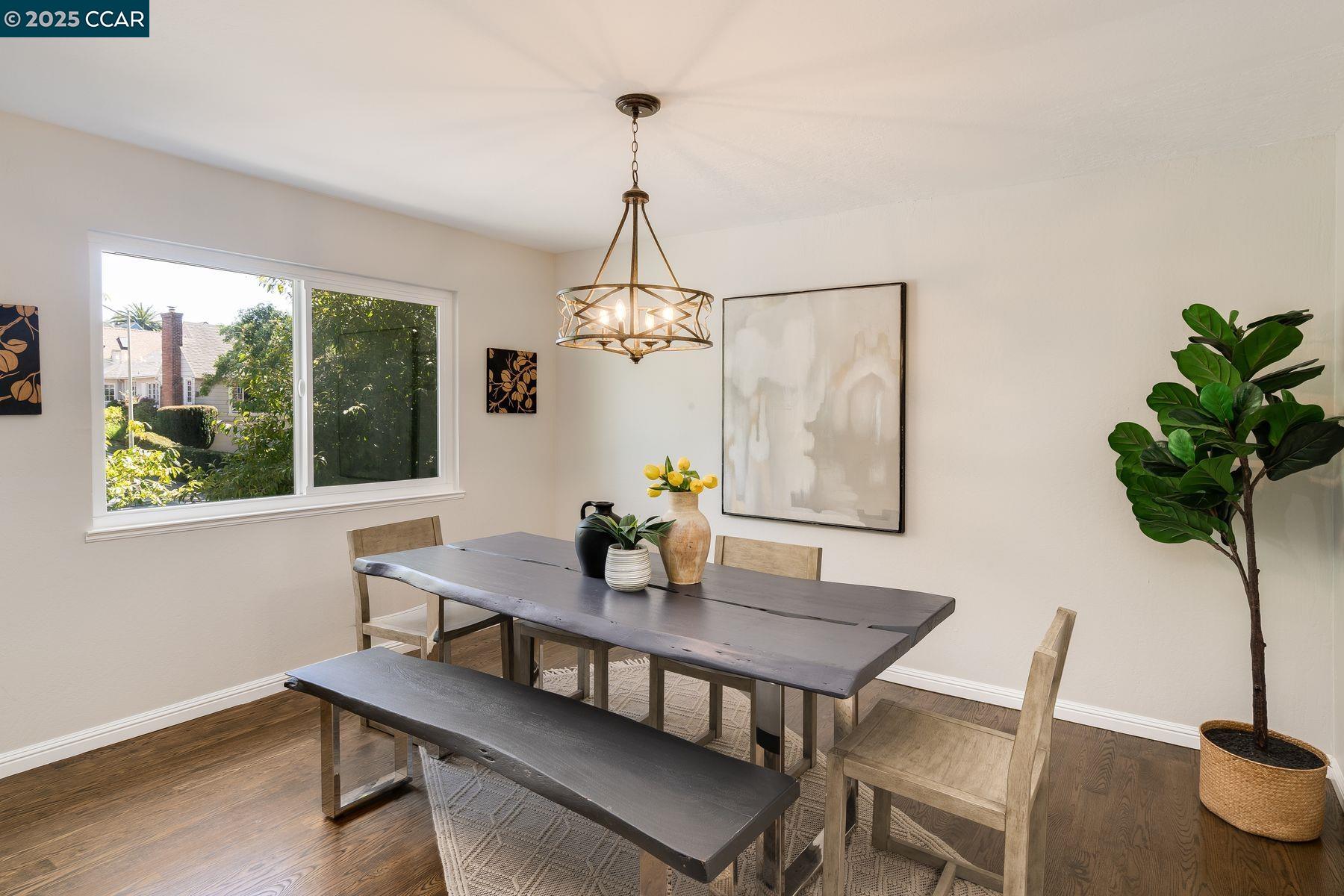 Detail Gallery Image 20 of 40 For 3686 Redwood Road, Oakland,  CA 94619 - 3 Beds | 2/1 Baths