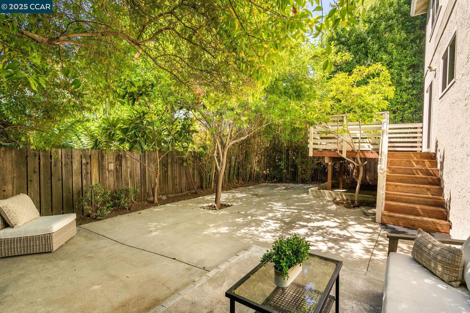Detail Gallery Image 37 of 40 For 3686 Redwood Road, Oakland,  CA 94619 - 3 Beds | 2/1 Baths
