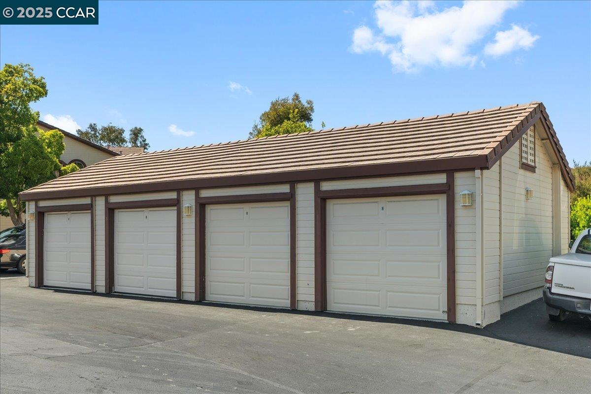 Photo #41: 41104411 Listing: Photo #41
