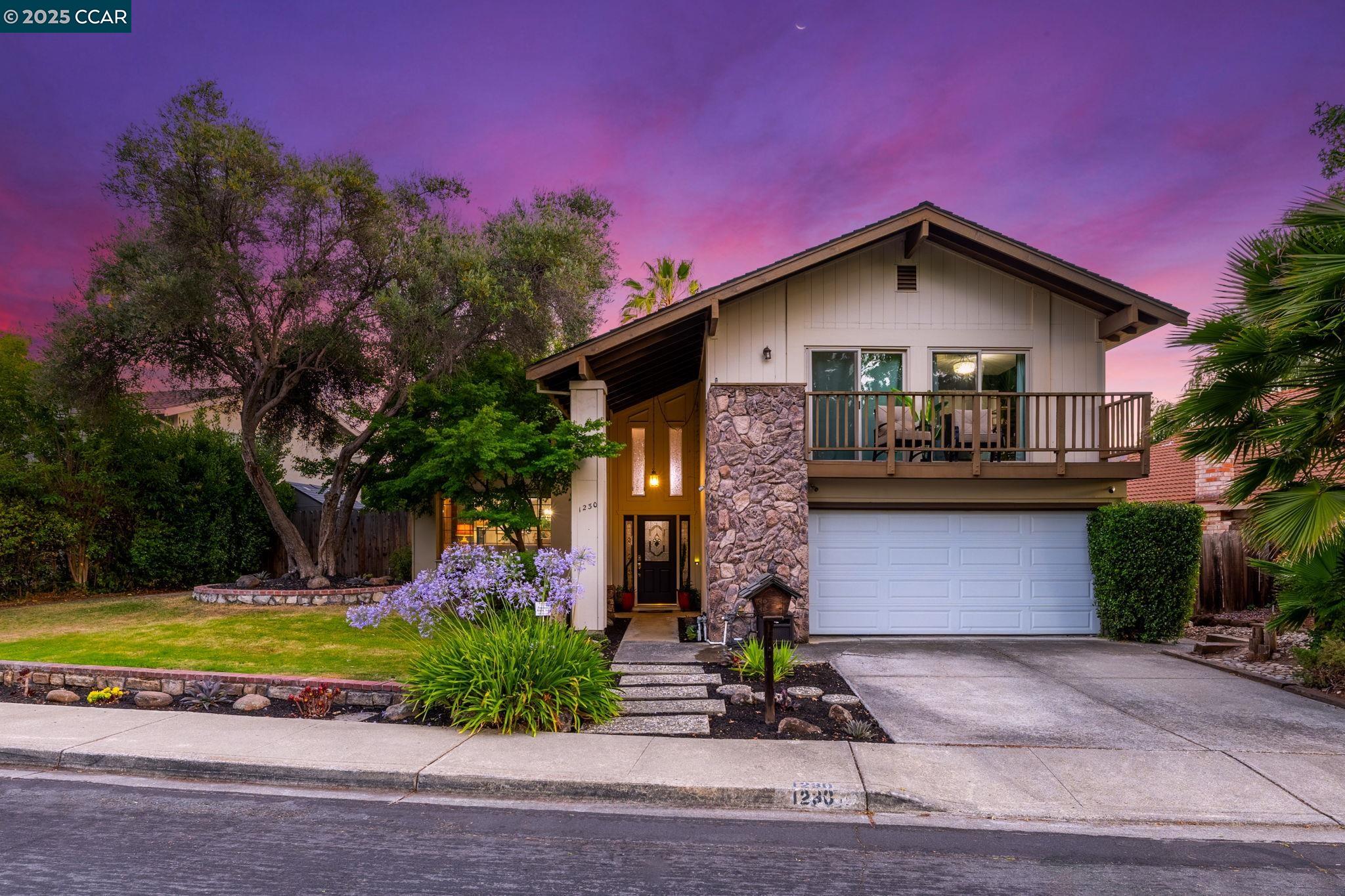 Detail Gallery Image 1 of 1 For 1230 Golden Springs Ln, Concord,  CA 94521 - 4 Beds | 2/1 Baths