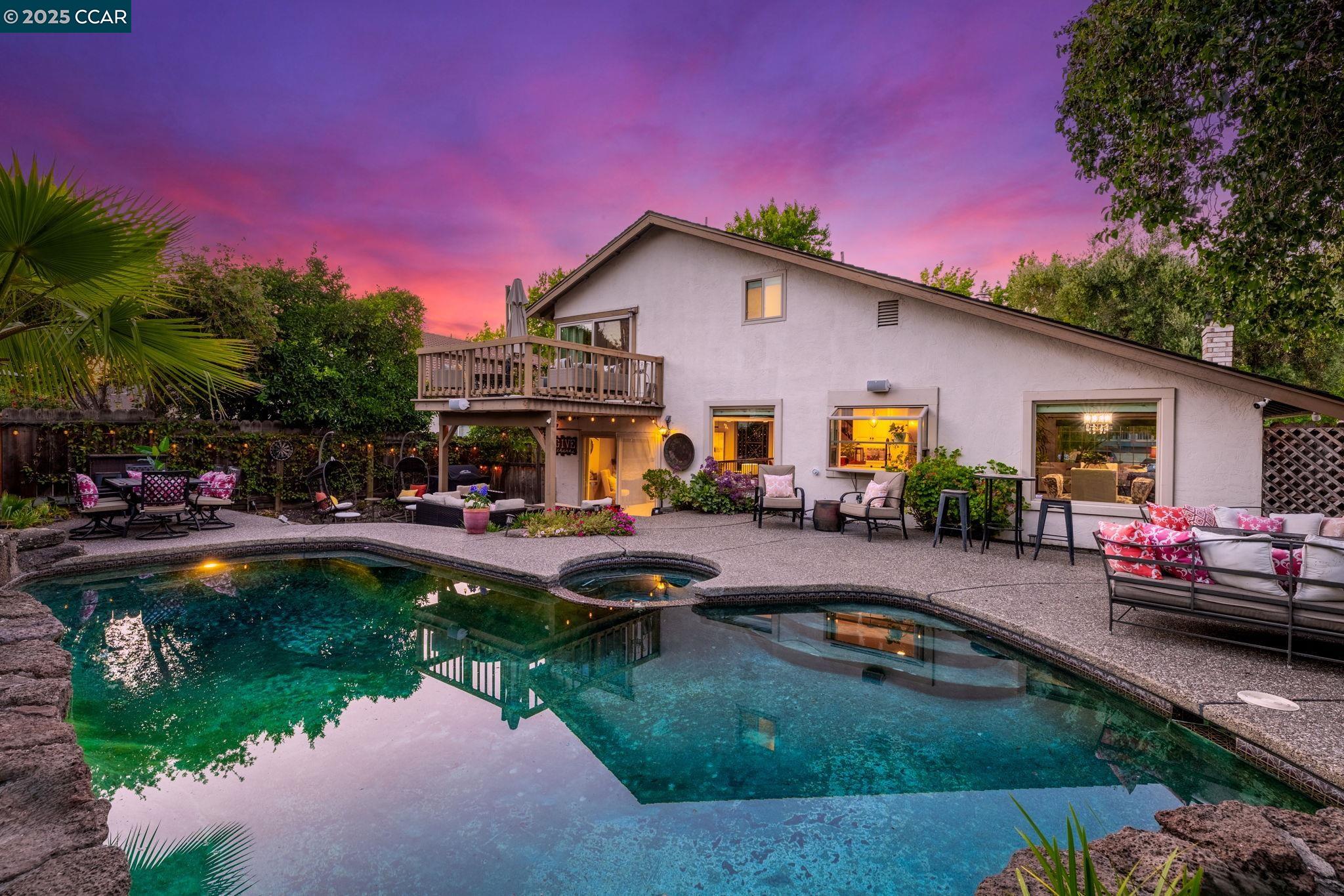 Detail Gallery Image 20 of 30 For 1230 Golden Springs Ln, Concord,  CA 94521 - 4 Beds | 2/1 Baths