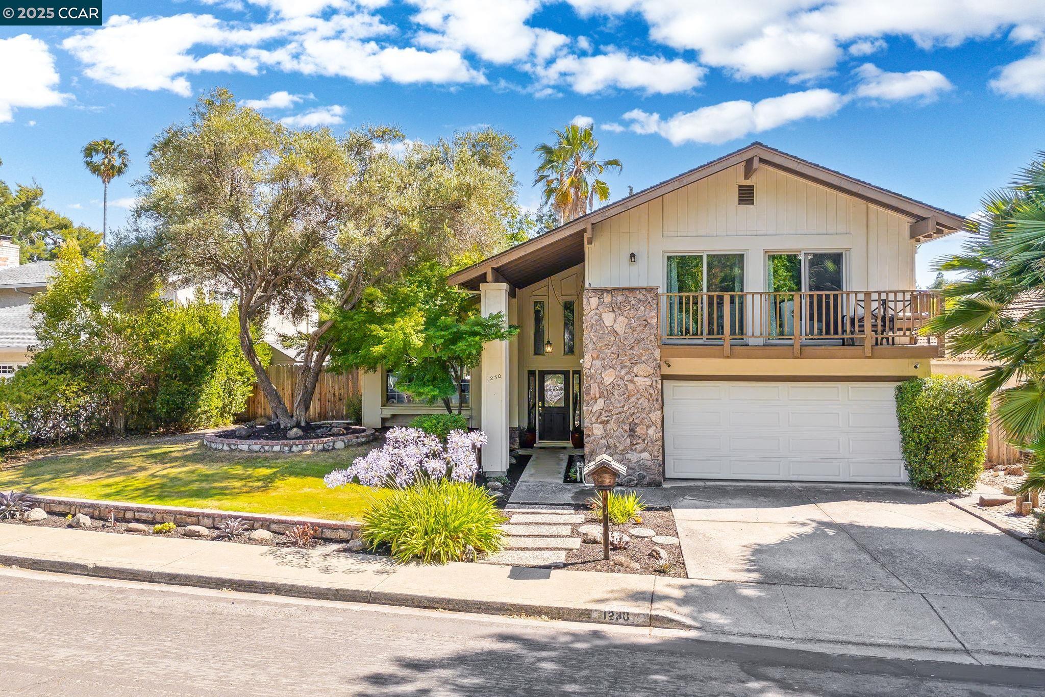 Detail Gallery Image 23 of 30 For 1230 Golden Springs Ln, Concord,  CA 94521 - 4 Beds | 2/1 Baths